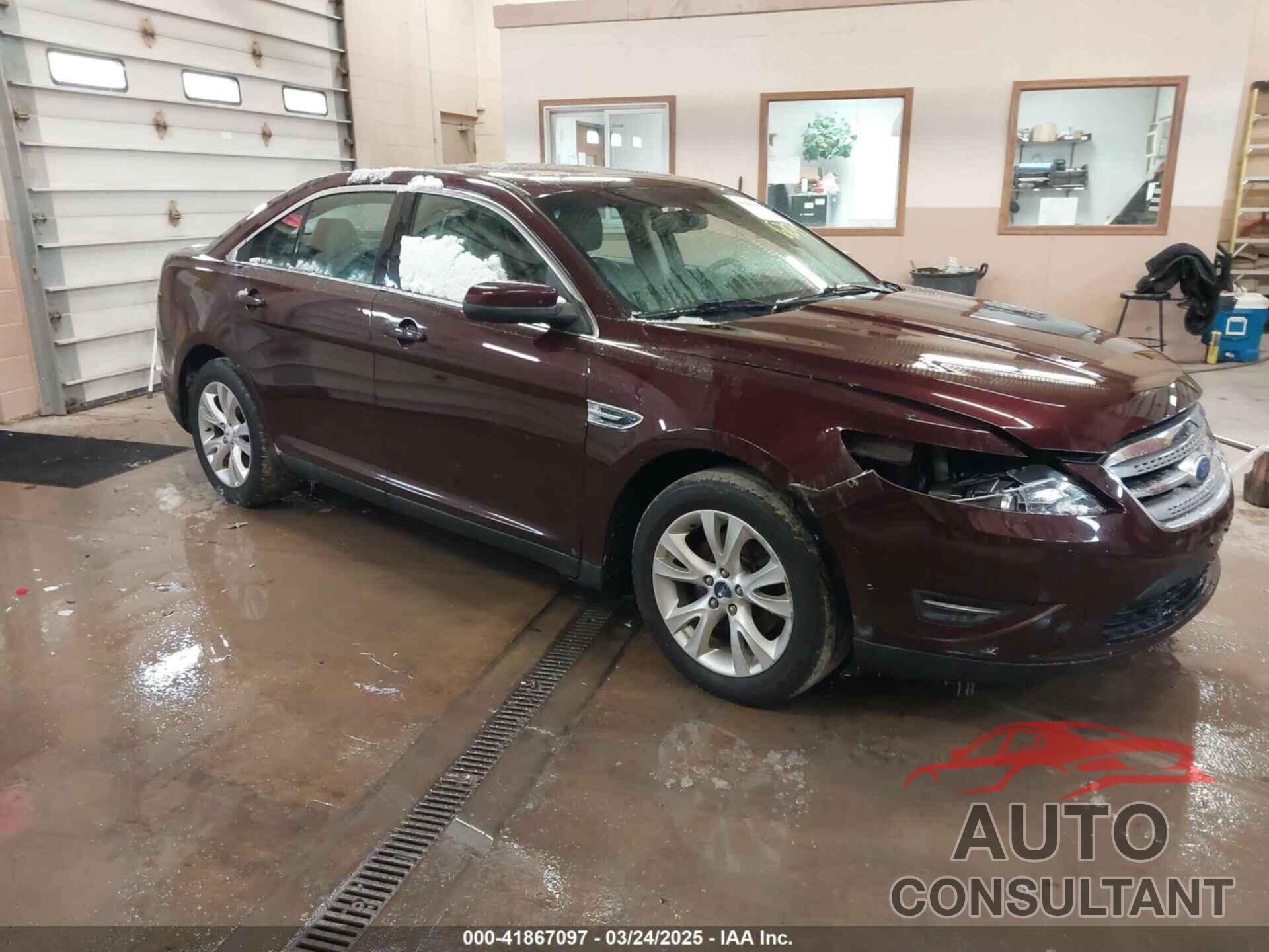 FORD TAURUS 2011 - 1FAHP2HW5BG141570