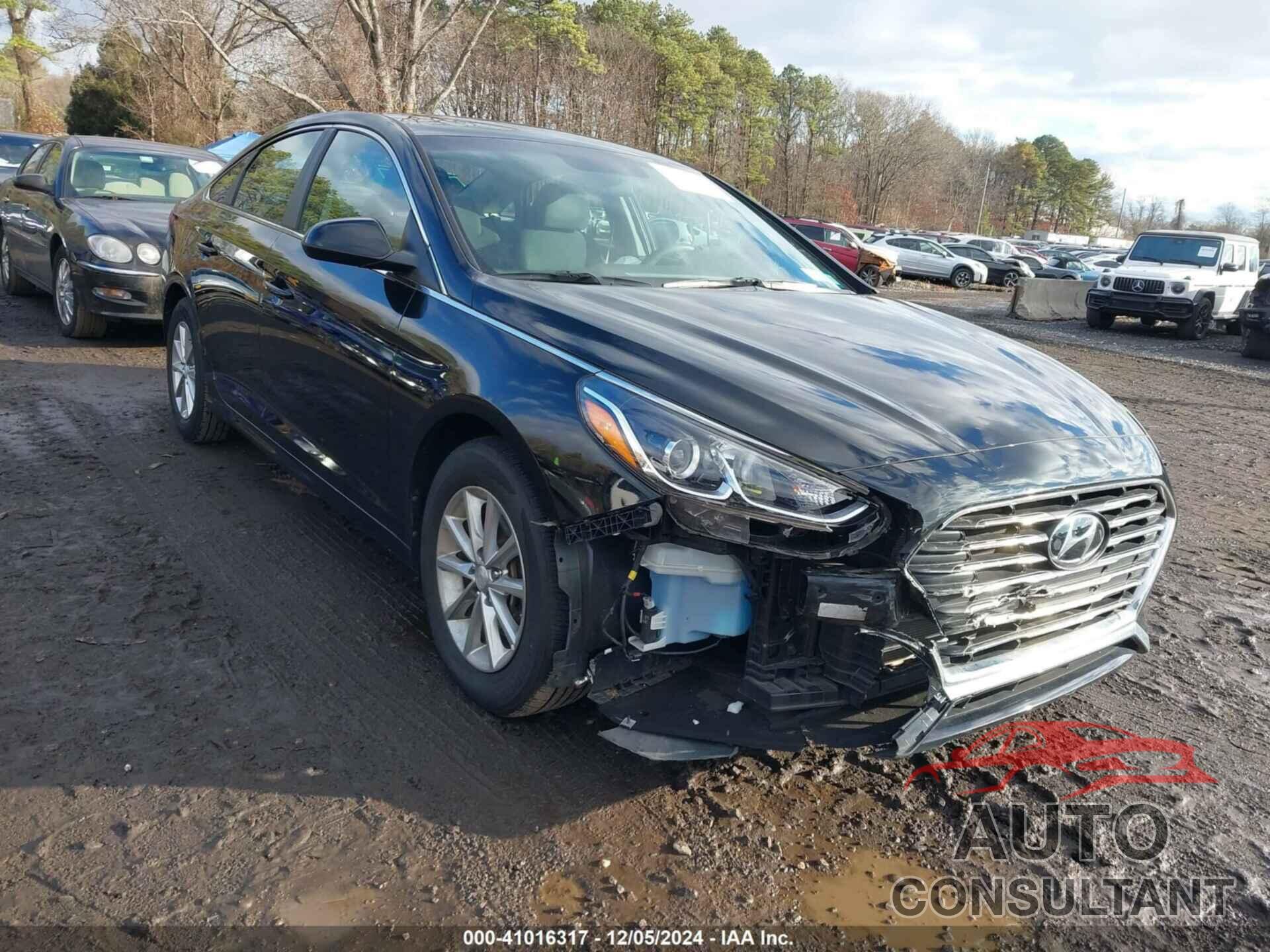 HYUNDAI SONATA 2018 - 5NPE24AF9JH722100