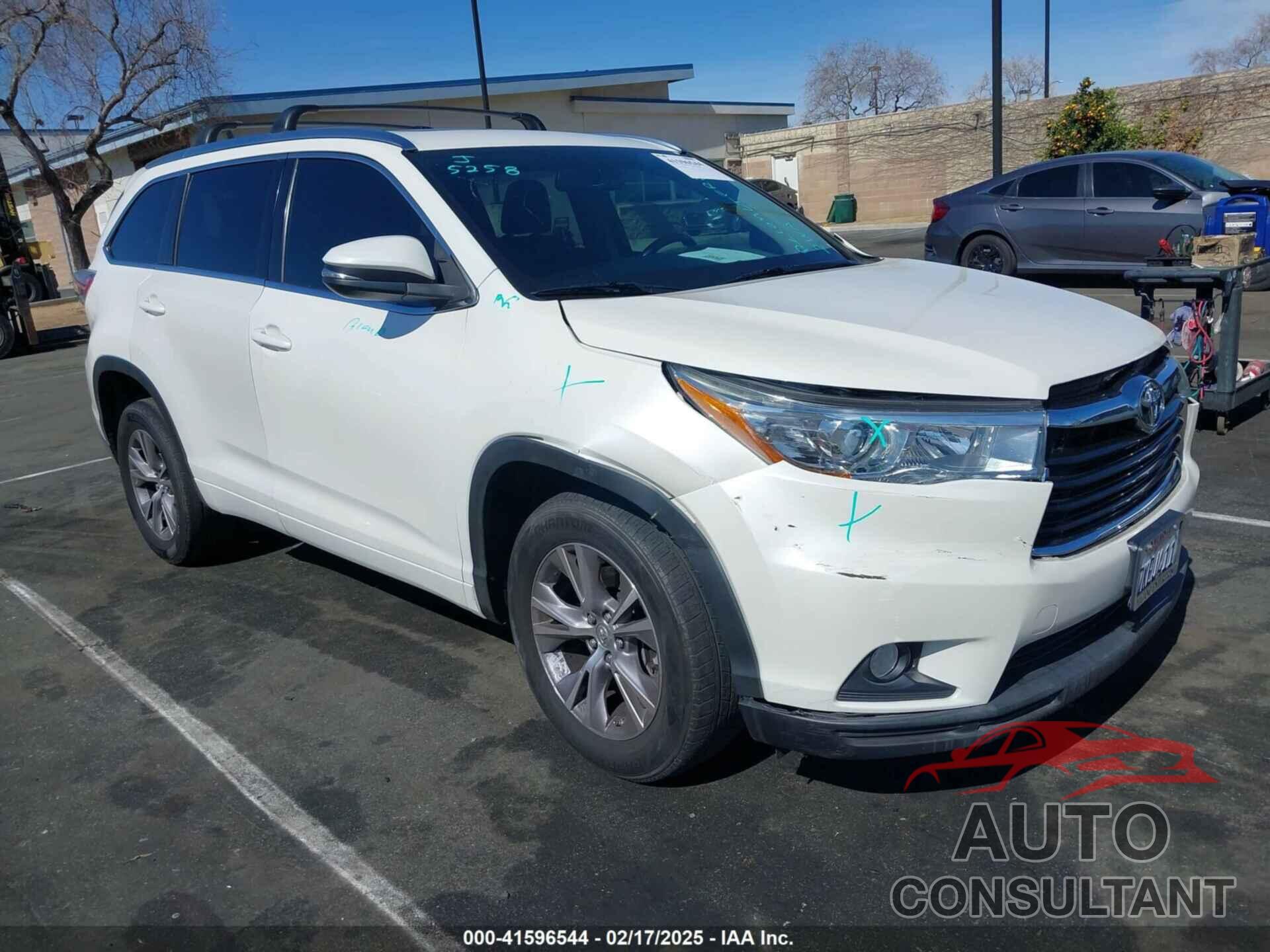 TOYOTA HIGHLANDER 2015 - 5TDKKRFH4FS065945