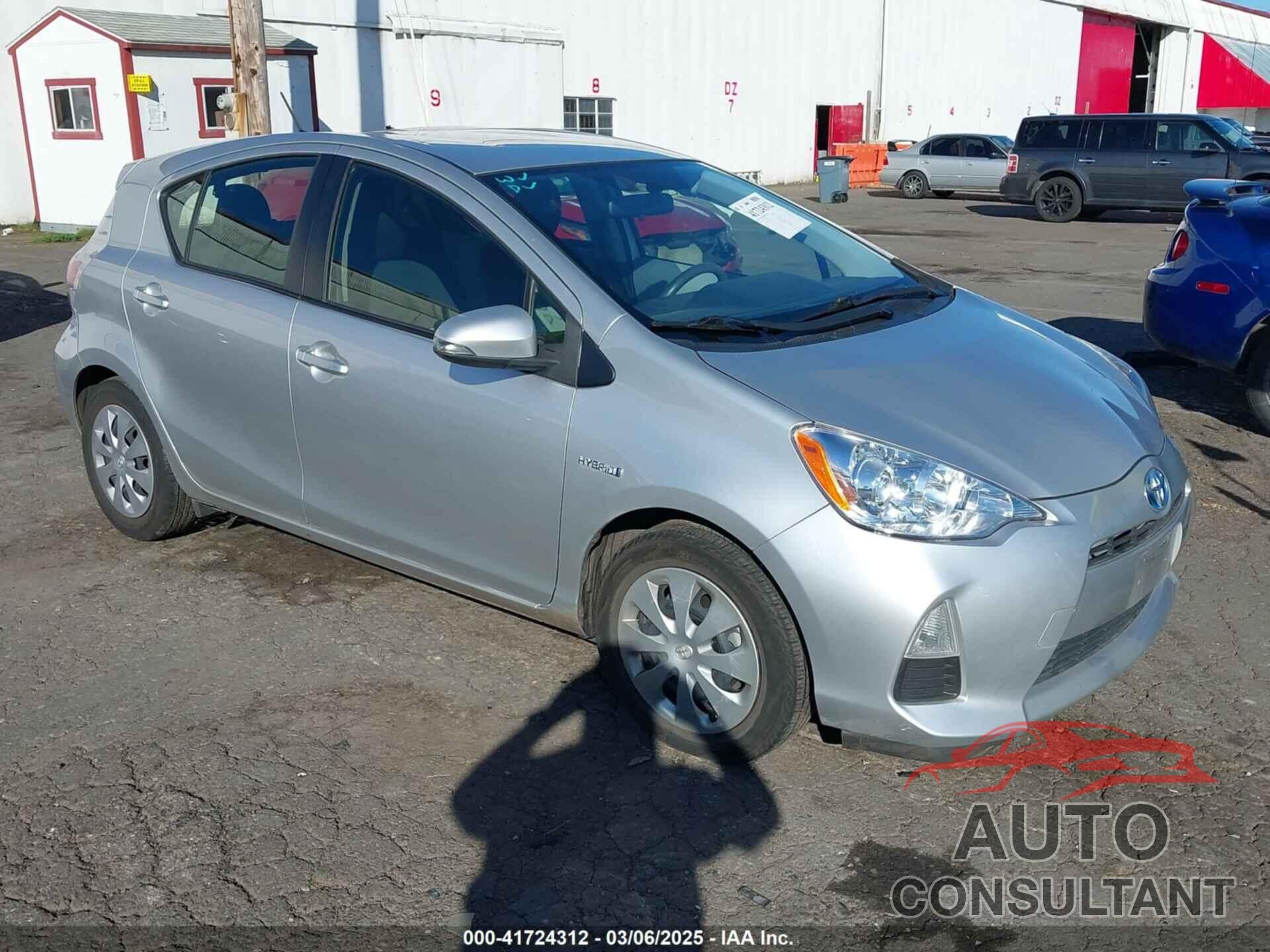 TOYOTA PRIUS C 2014 - JTDKDTB32E1574607