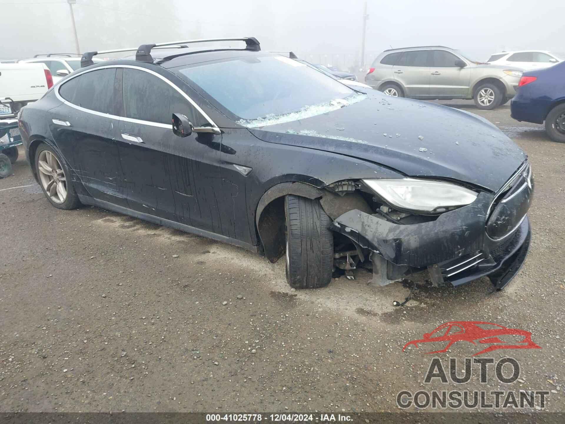 TESLA MODEL S 2013 - 5YJSA1AC8DFP10789