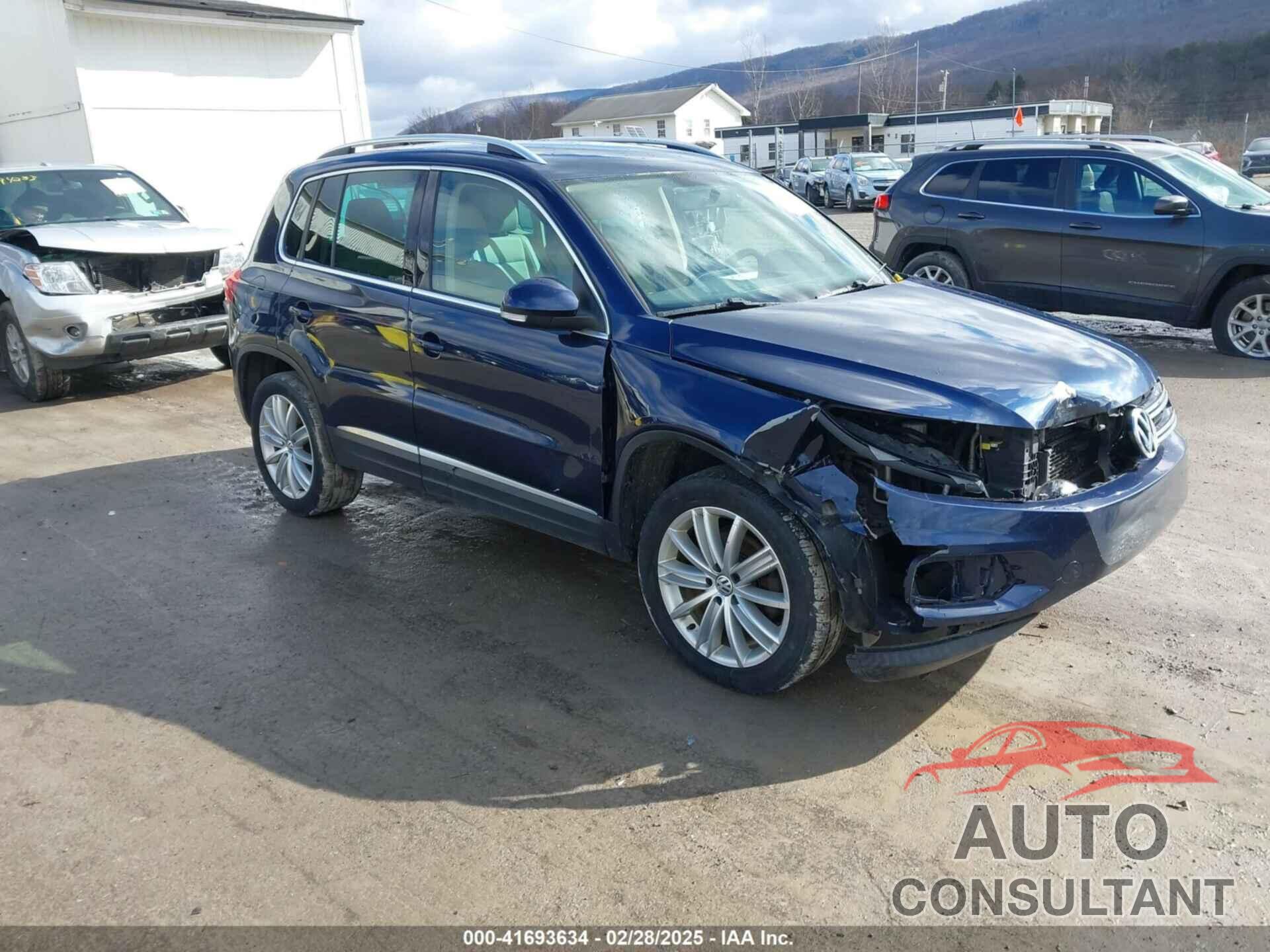 VOLKSWAGEN TIGUAN 2014 - WVGBV3AX7EW532515