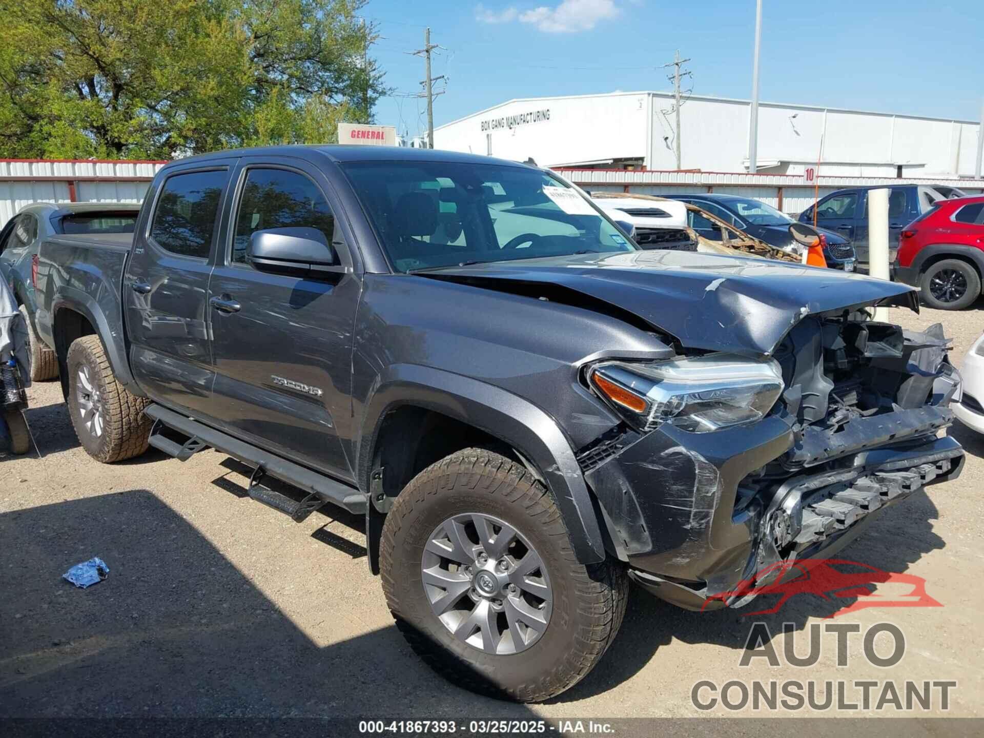 TOYOTA TACOMA 2018 - 5TFAZ5CN5JX062498