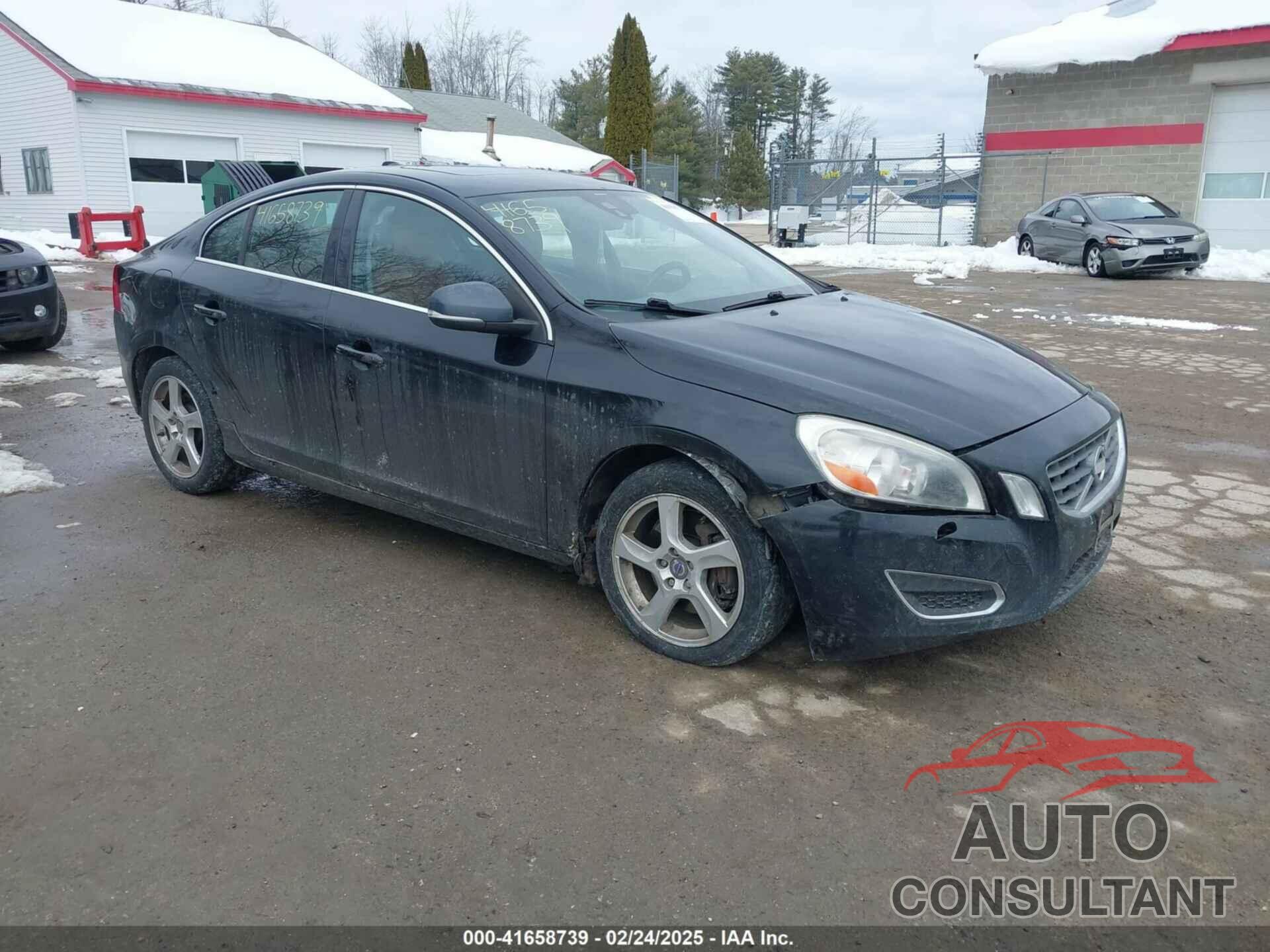 VOLVO S60 2013 - YV1612FHXD2178065