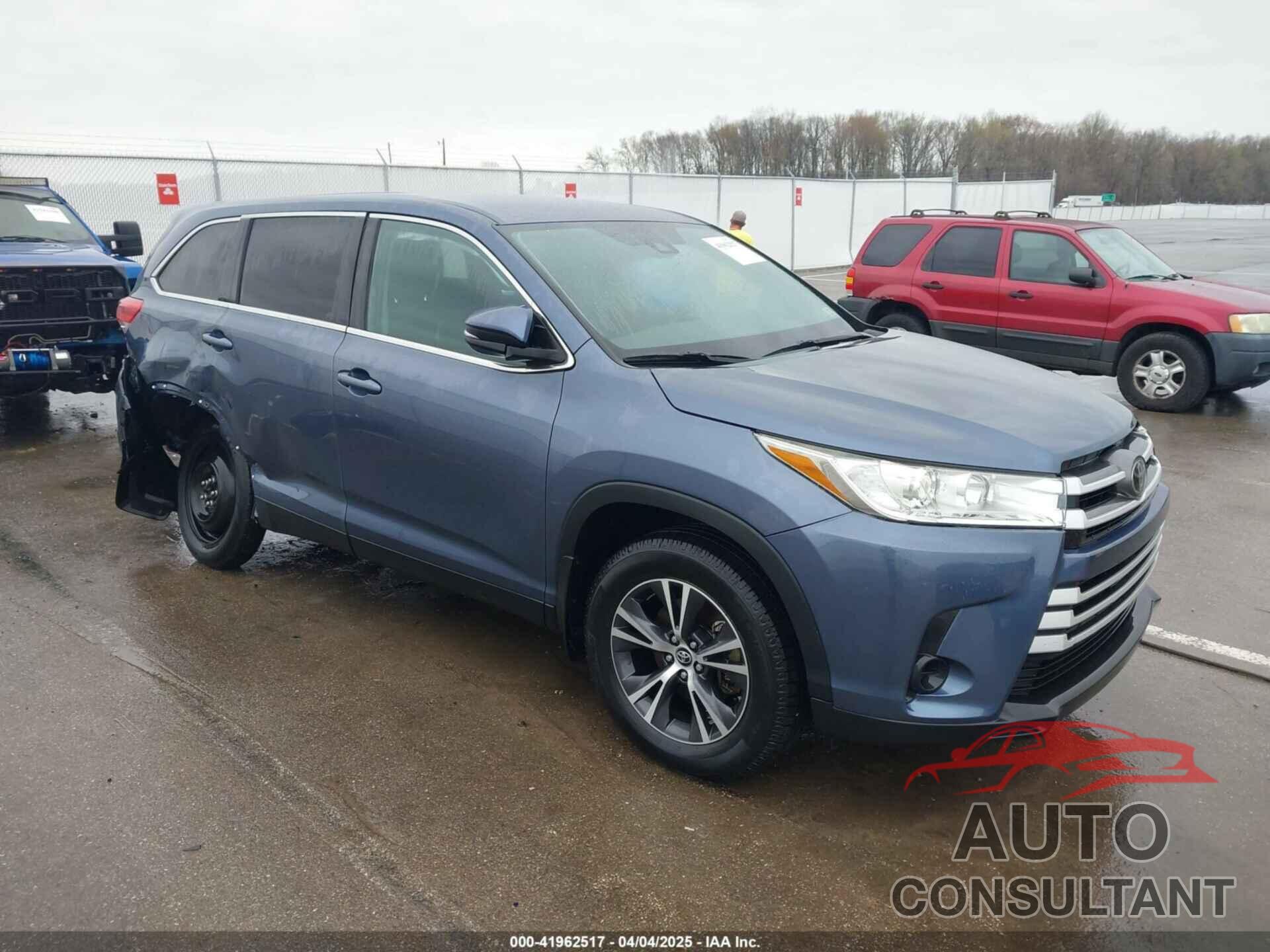 TOYOTA HIGHLANDER 2019 - 5TDZARFH5KS052679