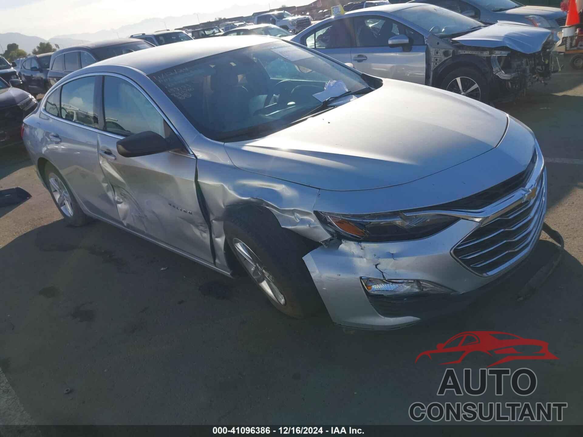 CHEVROLET MALIBU 2020 - 1G1ZB5ST8LF158103