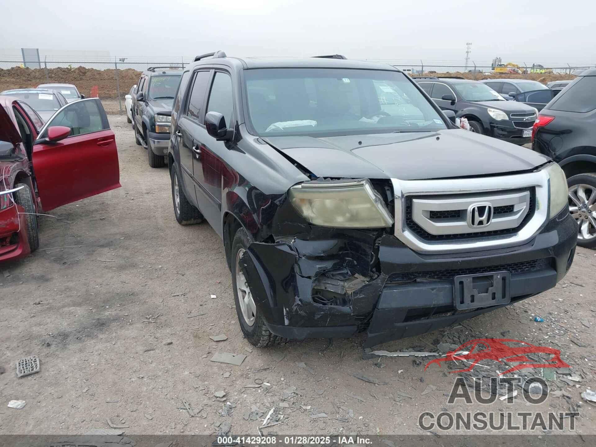 HONDA PILOT 2011 - 5FNYF3H50BB031613
