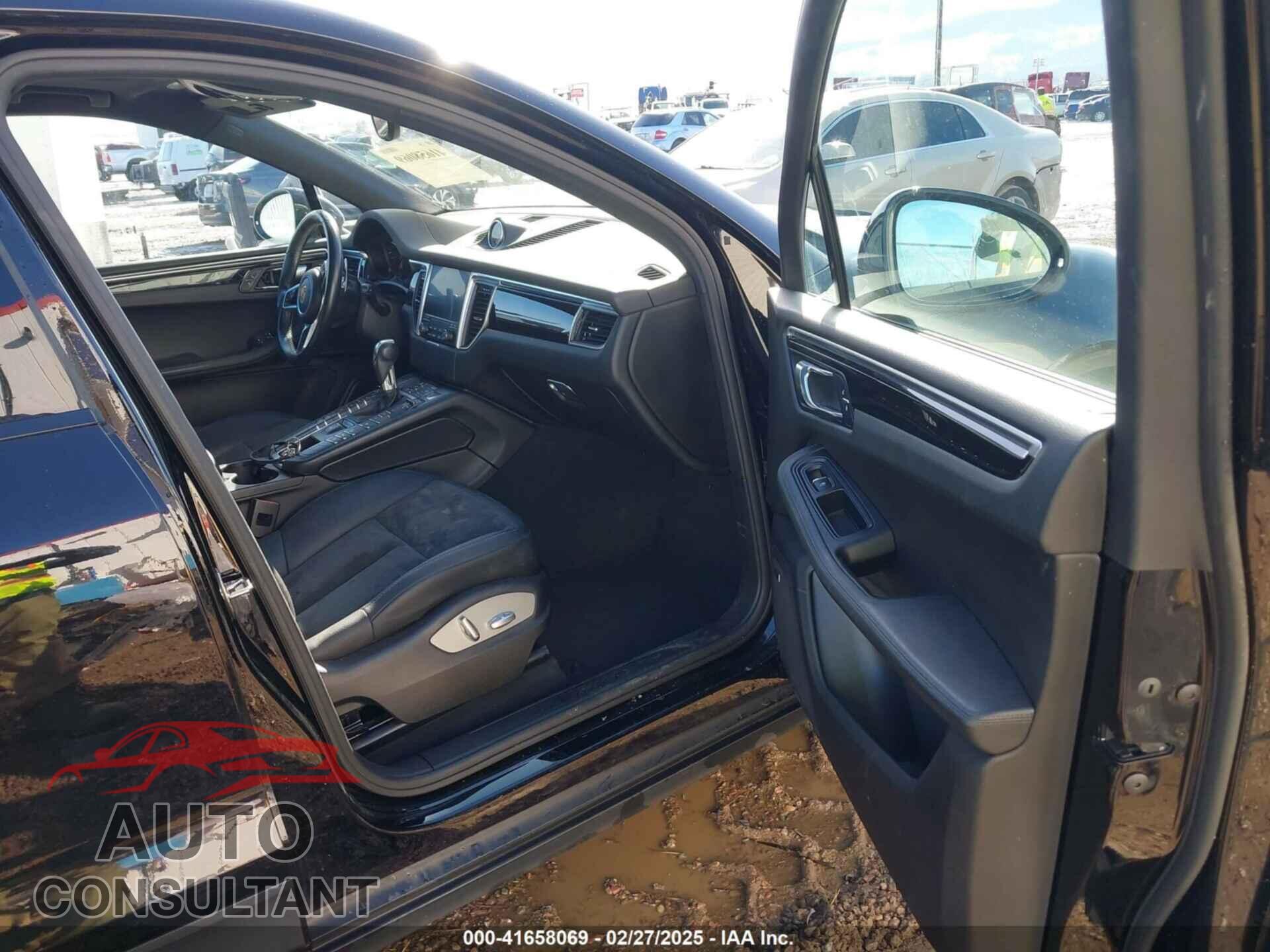 PORSCHE MACAN 2017 - WP1AA2A59HLB04390