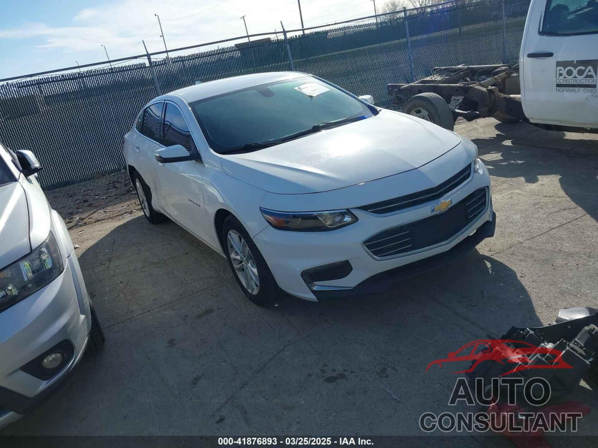 CHEVROLET MALIBU 2018 - 1G1ZD5ST8JF250013