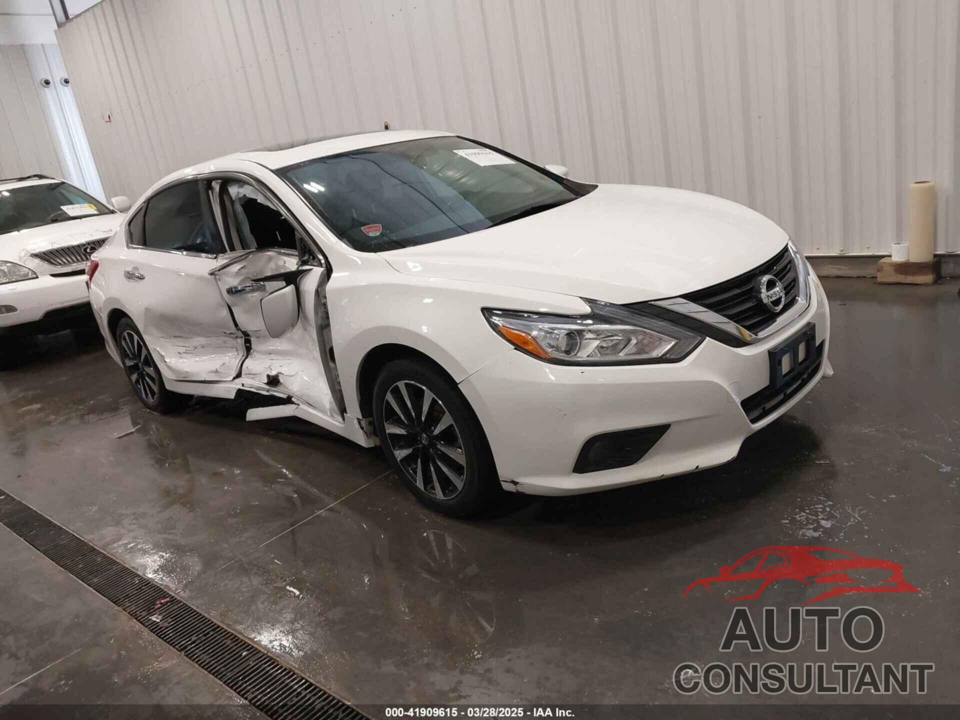 NISSAN ALTIMA 2018 - 1N4AL3AP2JC153719