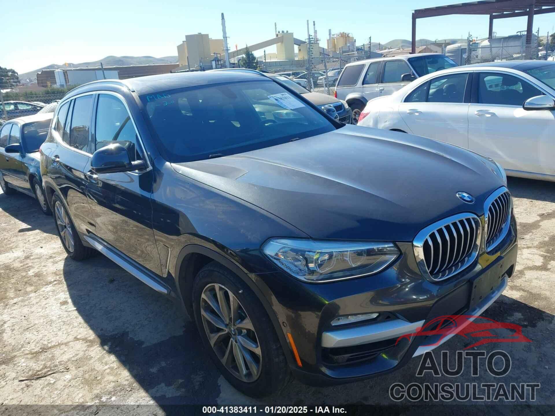 BMW X3 2018 - 5UXTR9C57JLD72810