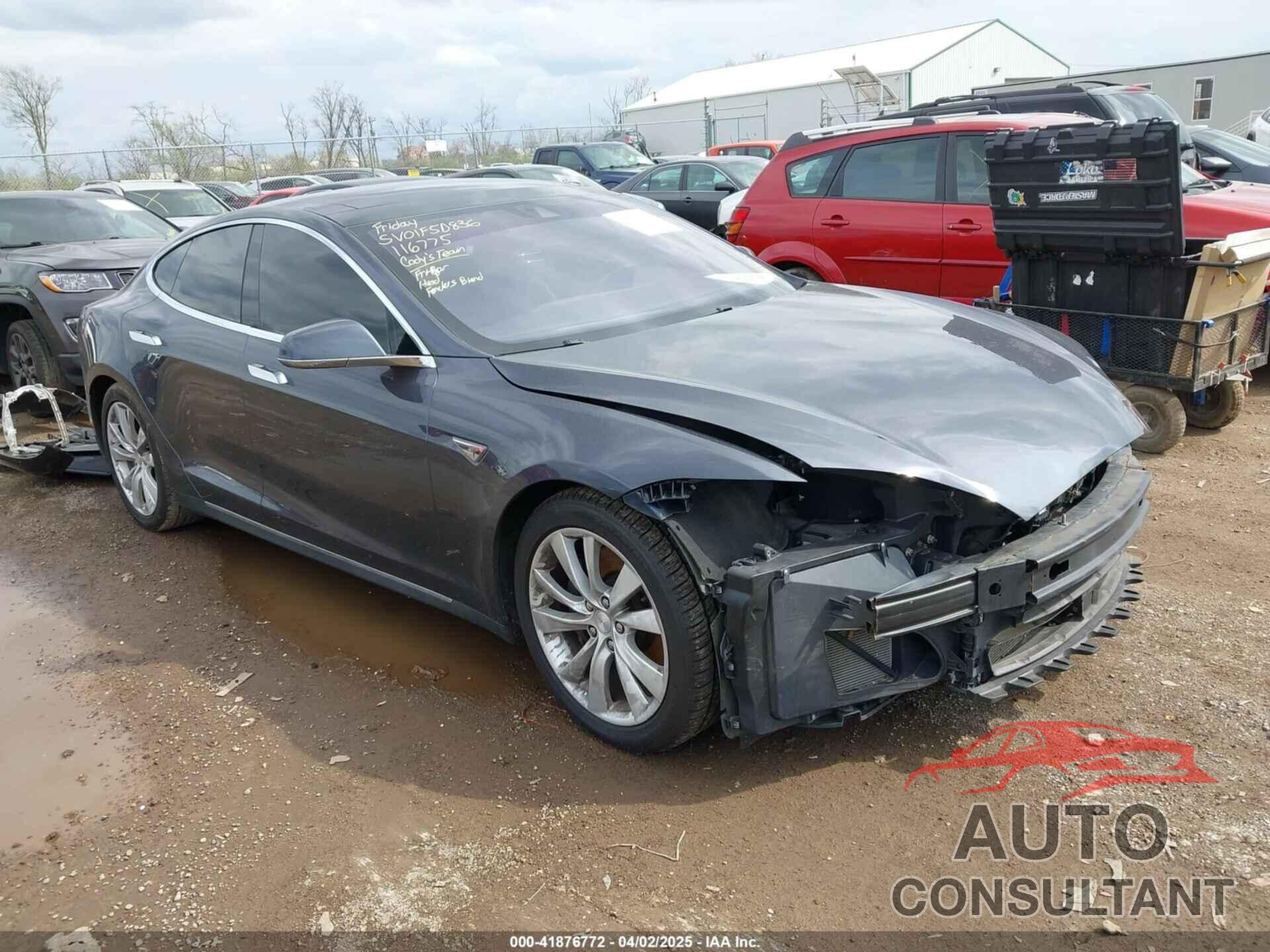 TESLA MODEL S 2015 - 5YJSA1E21FF116775