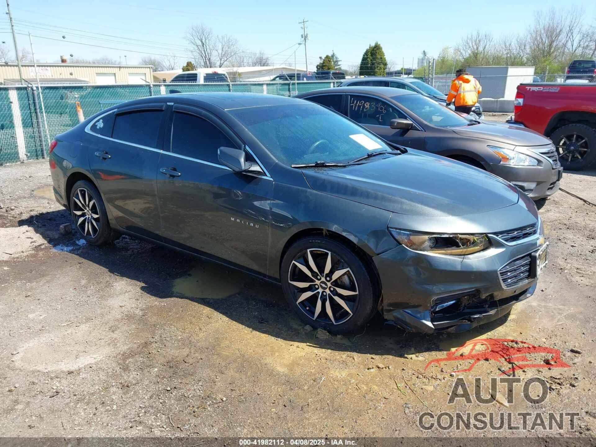 CHEVROLET MALIBU 2018 - 1G1ZD5ST0JF109646