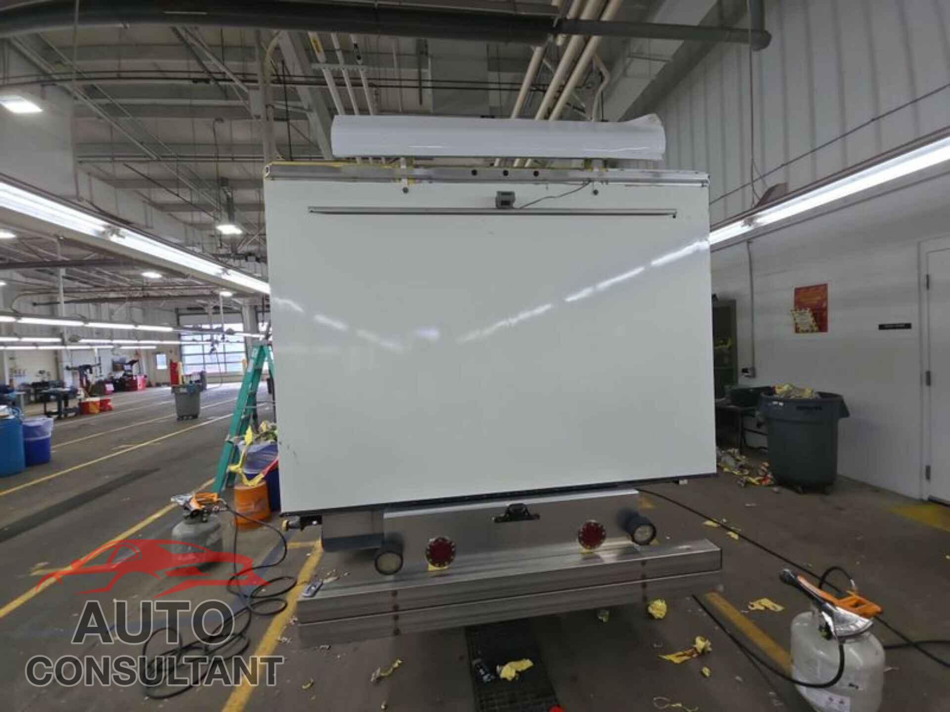 FORD E-450 CUTAWAY 2018 - 1FDXE4FS6JDC18921