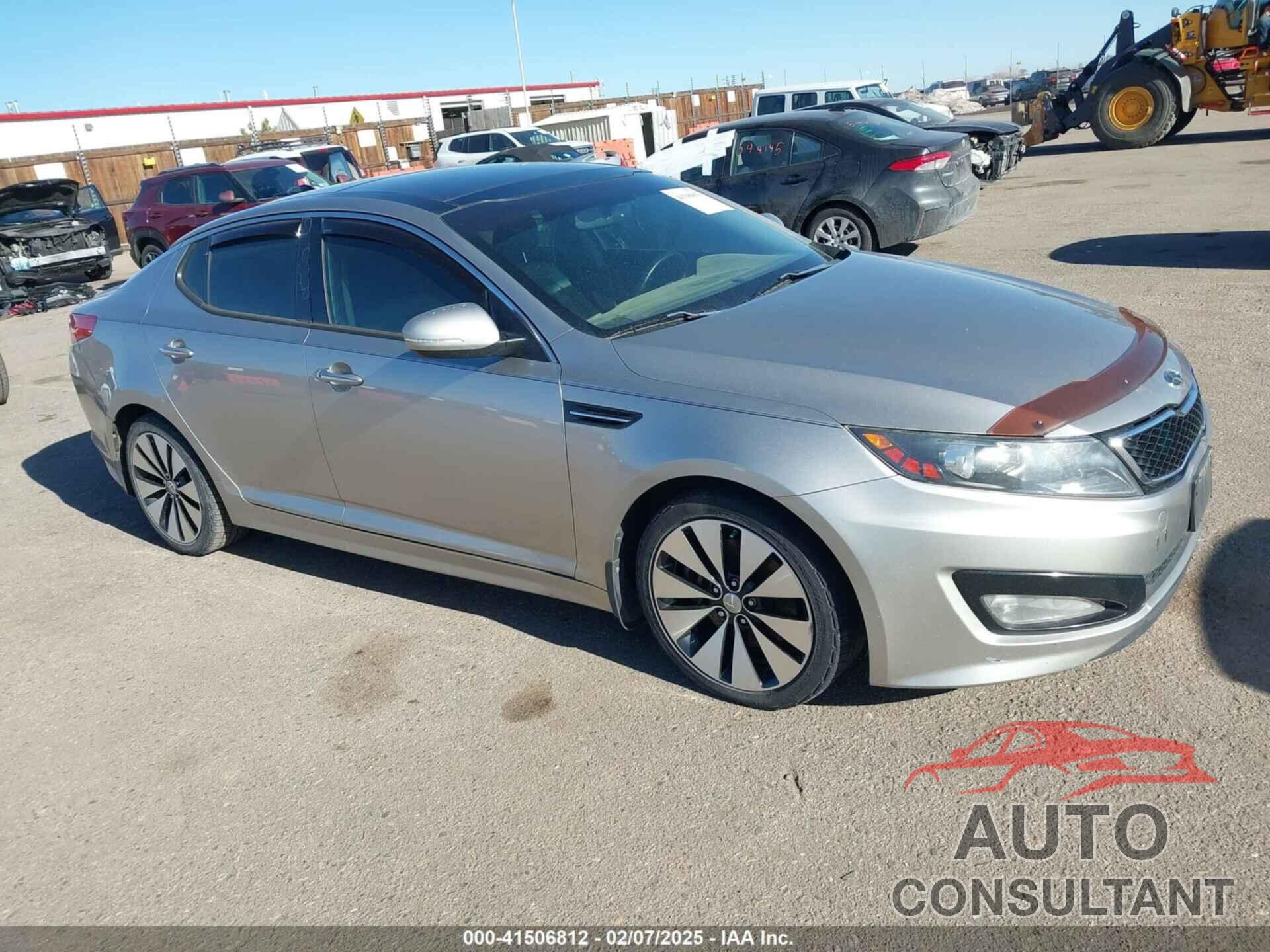 KIA OPTIMA 2011 - KNAGR4A60B5146349