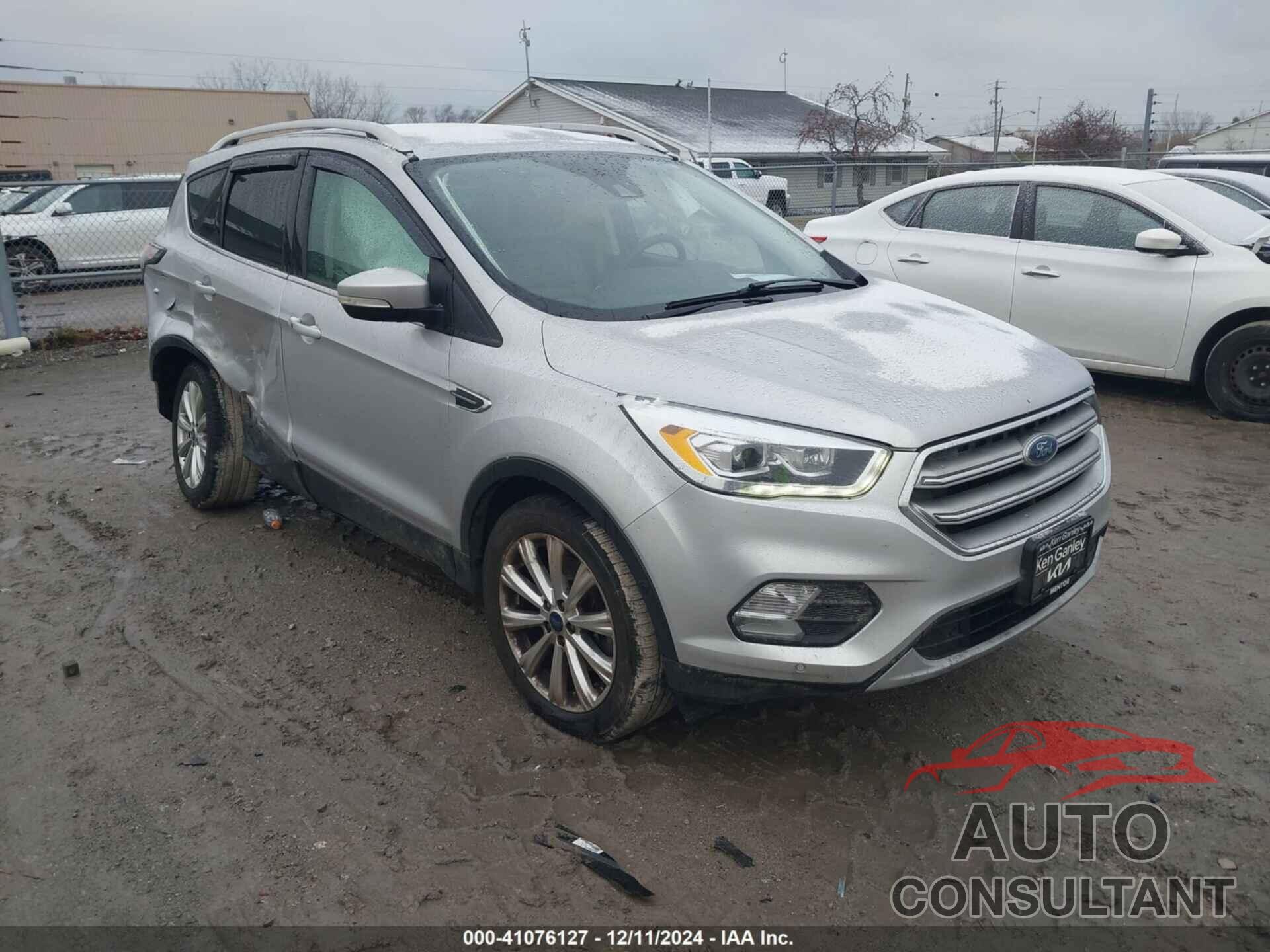 FORD ESCAPE 2017 - 1FMCU9JDXHUA37161