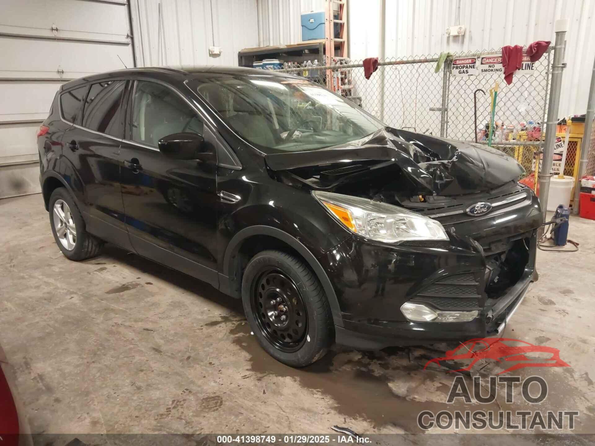 FORD ESCAPE 2015 - 1FMCU9GX3FUA08552