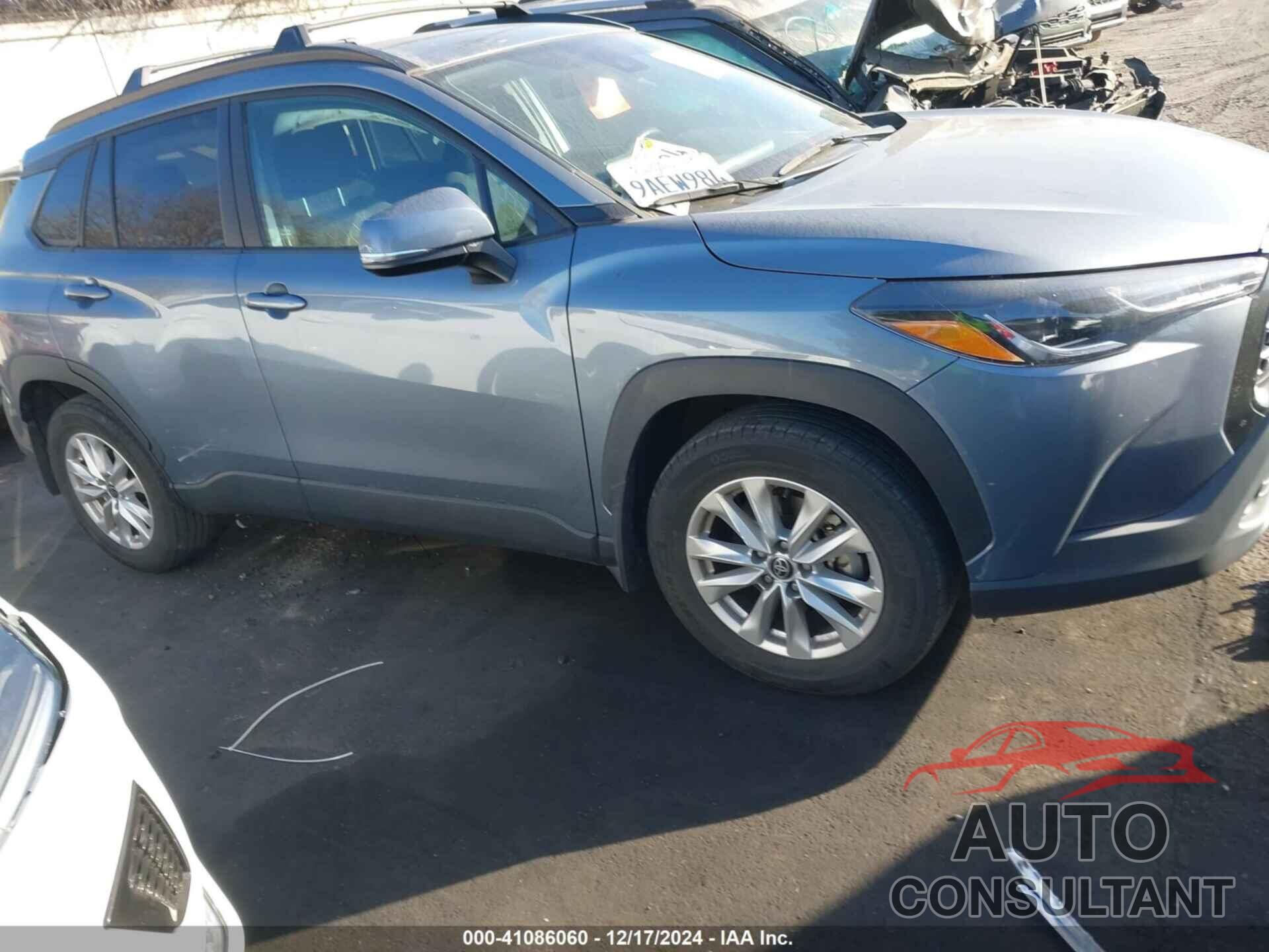 TOYOTA COROLLA CROSS 2022 - 7MUCAAAG7NV008814