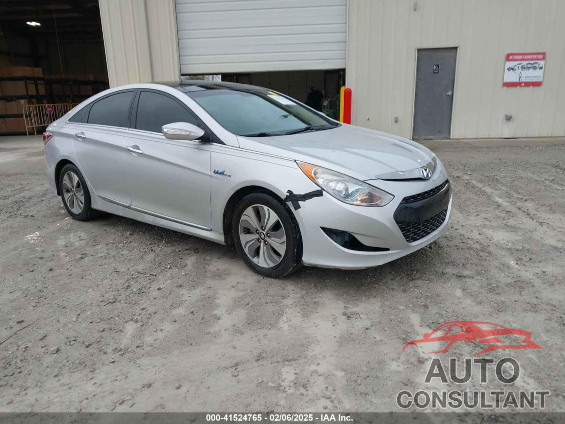 HYUNDAI SONATA HYBRID 2015 - KMHEC4A4XFA128895