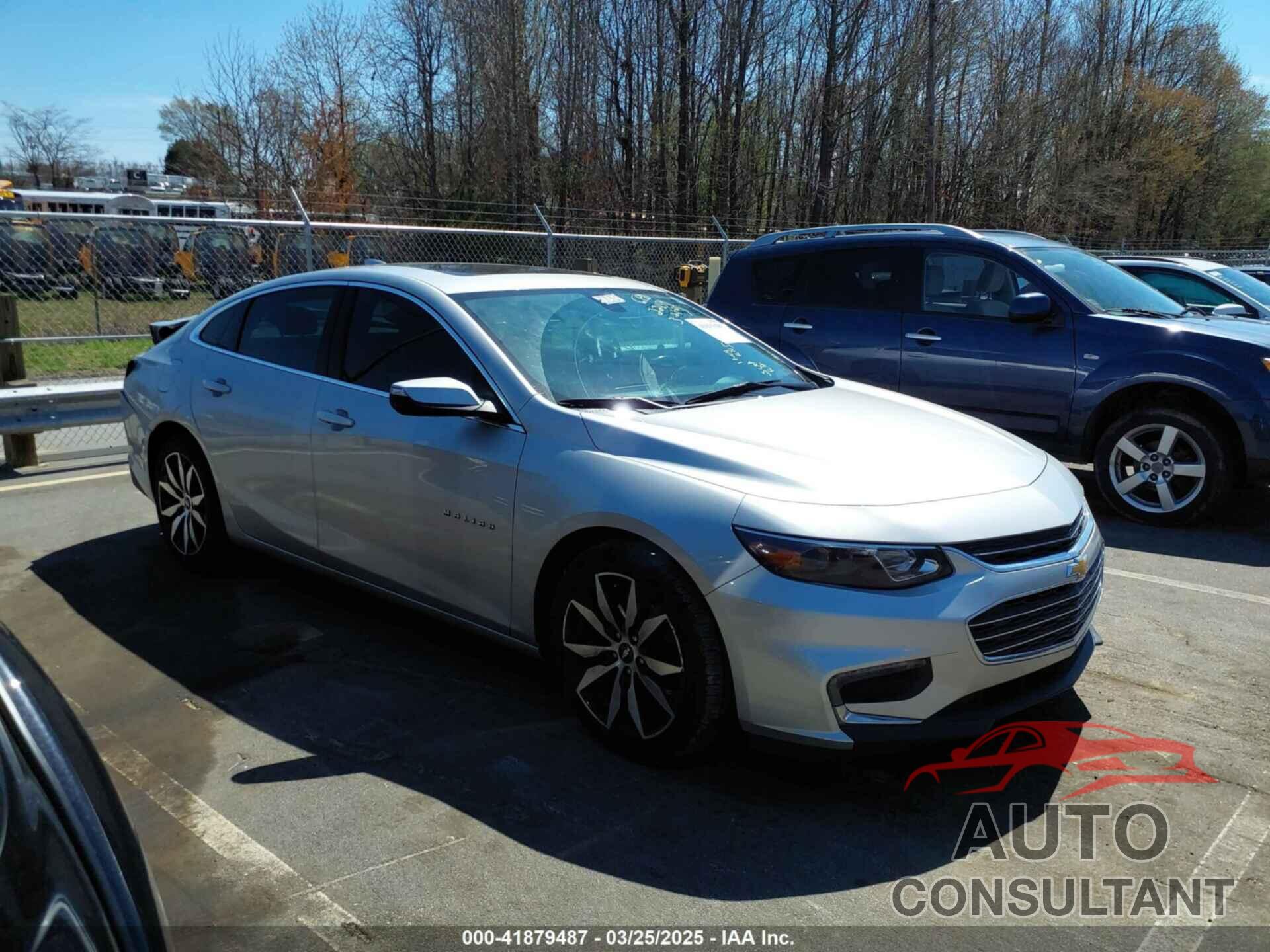 CHEVROLET MALIBU 2018 - 1G1ZD5ST4JF293411