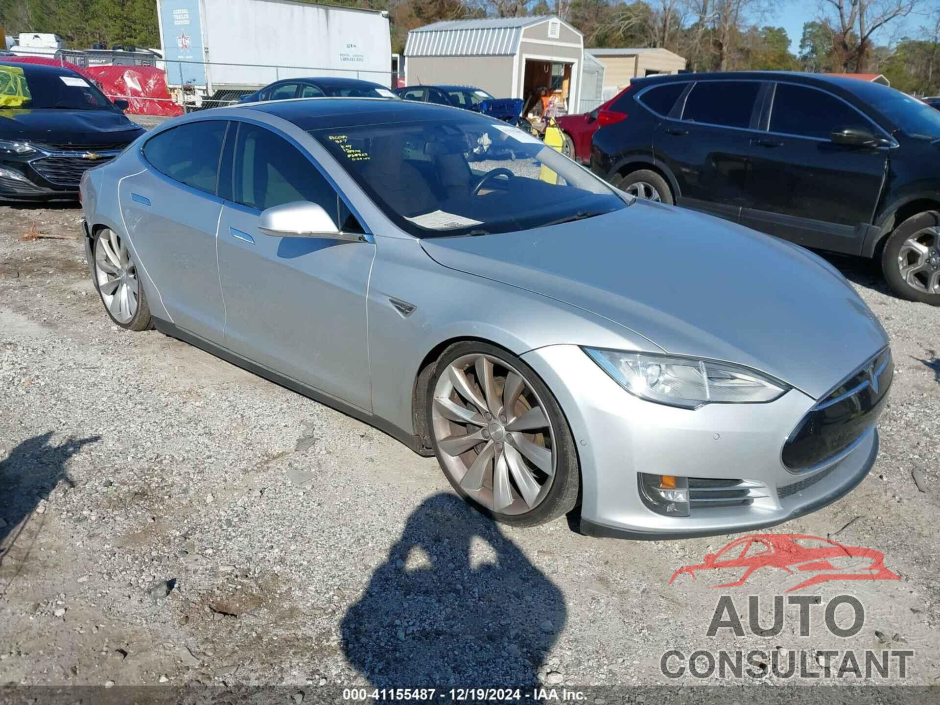 TESLA MODEL S 2015 - 5YJSA1H15FFP77082