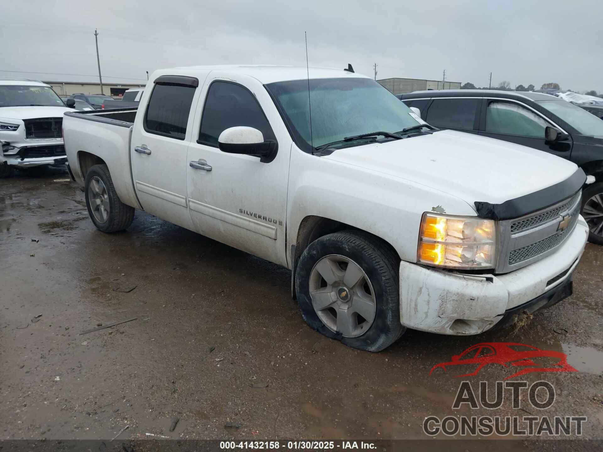 CHEVROLET SILVERADO 1500 2009 - 3GCEC33J29G211535