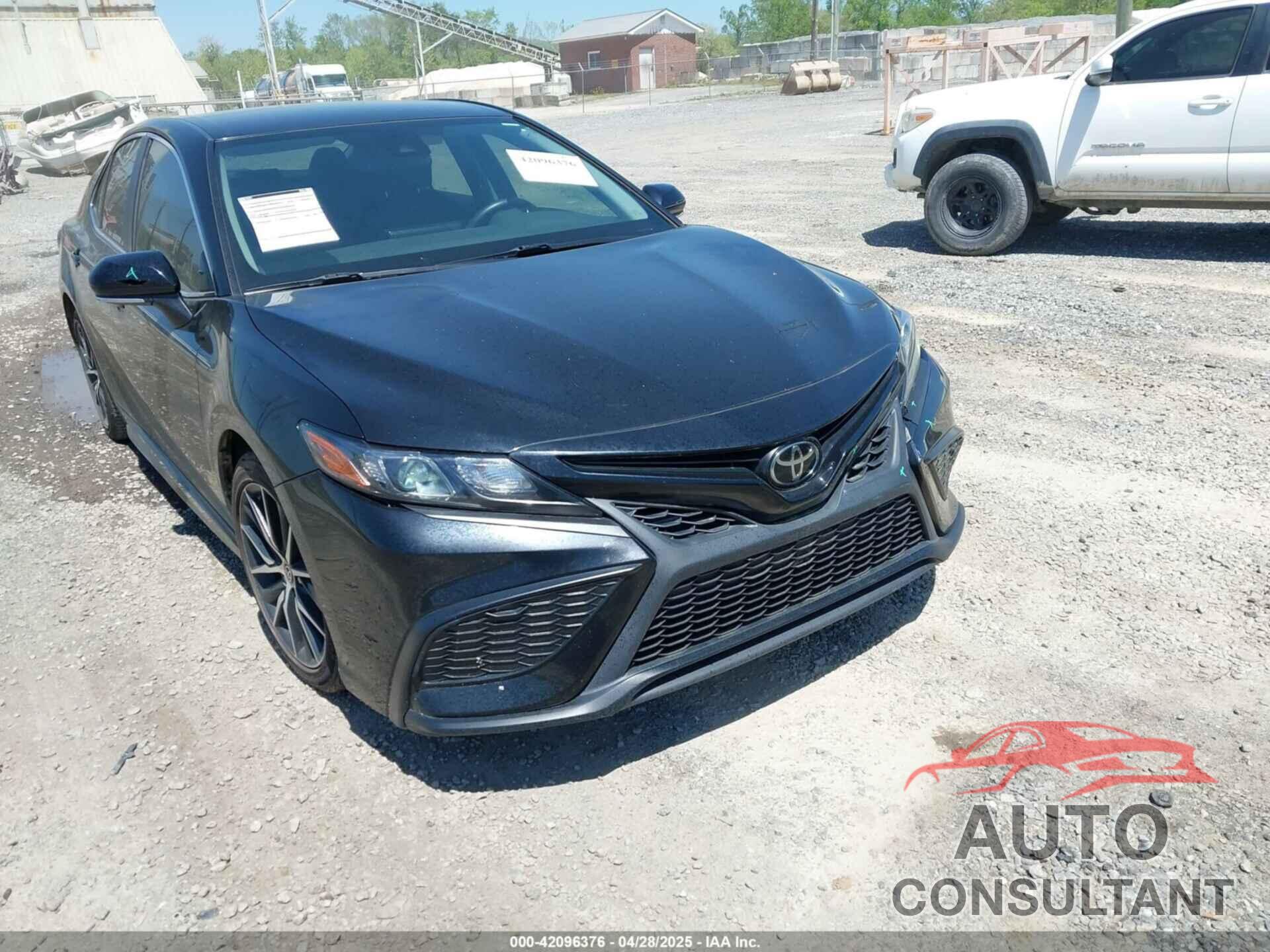 TOYOTA CAMRY 2023 - 4T1G11AK2PU097573