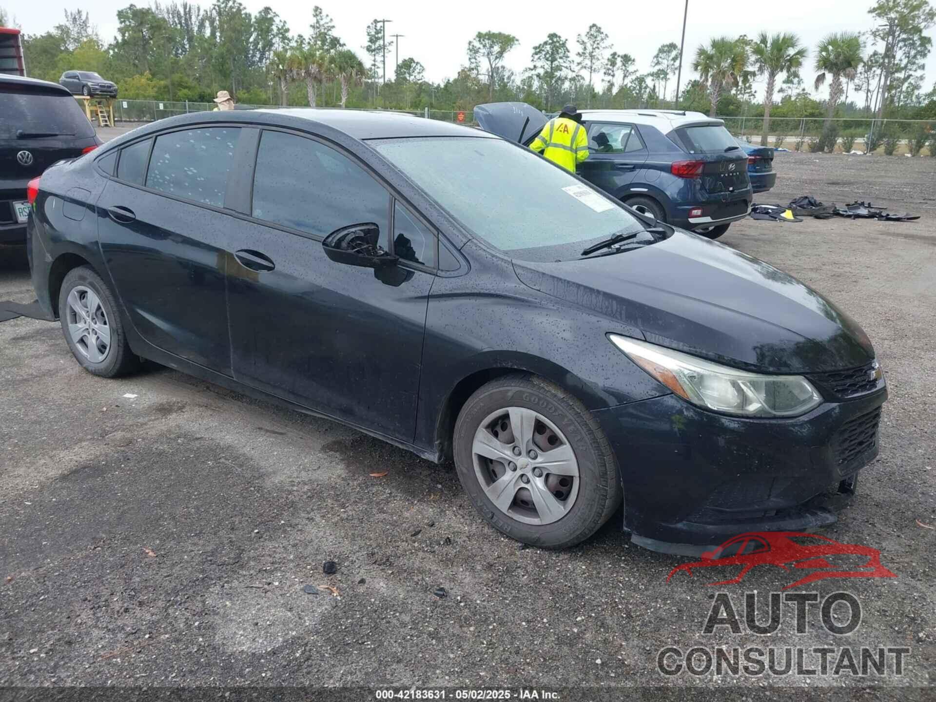CHEVROLET CRUZE 2017 - 1G1BC5SM8H7235853