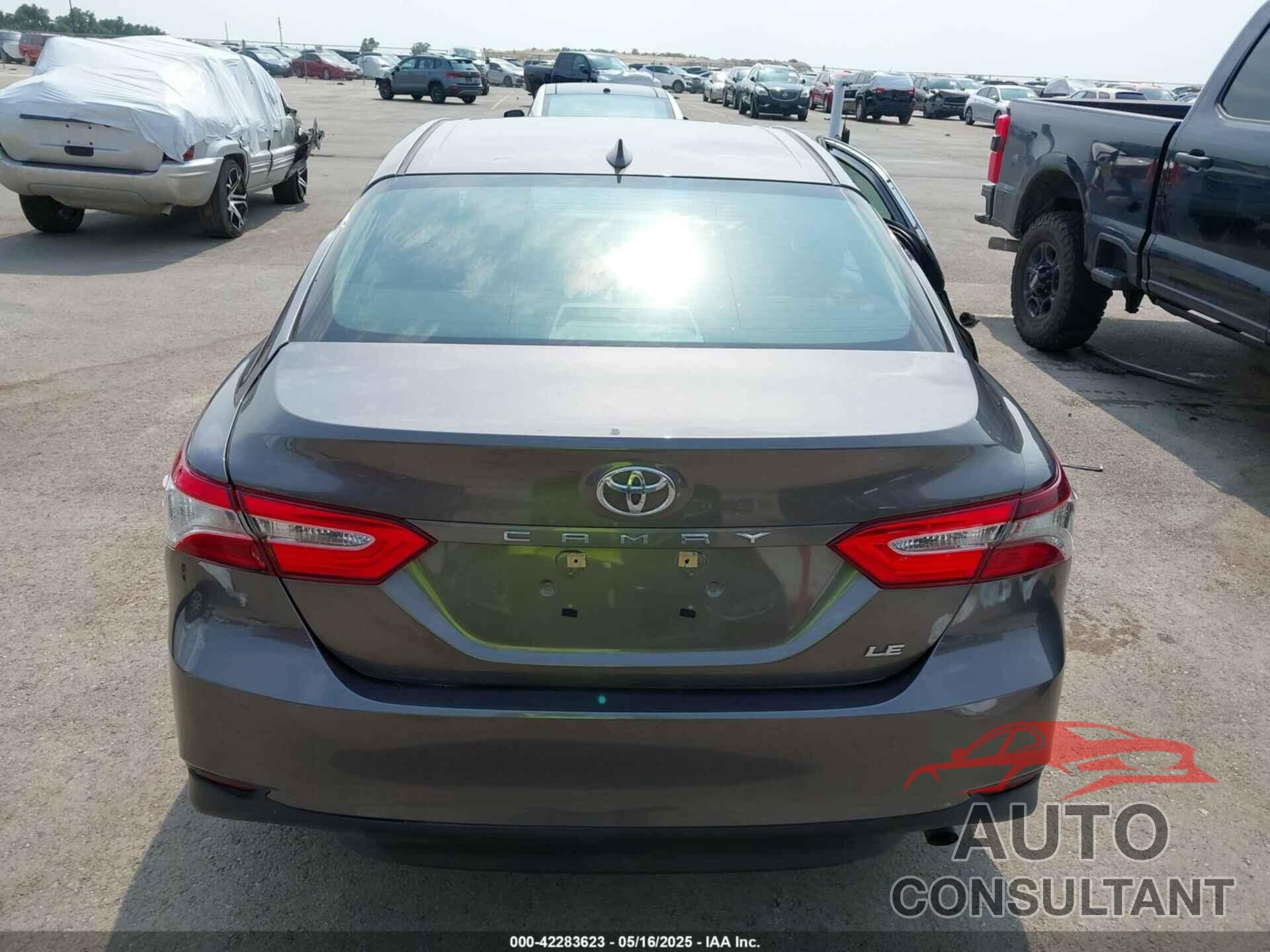 TOYOTA CAMRY 2019 - 4T1B11HK3KU268999