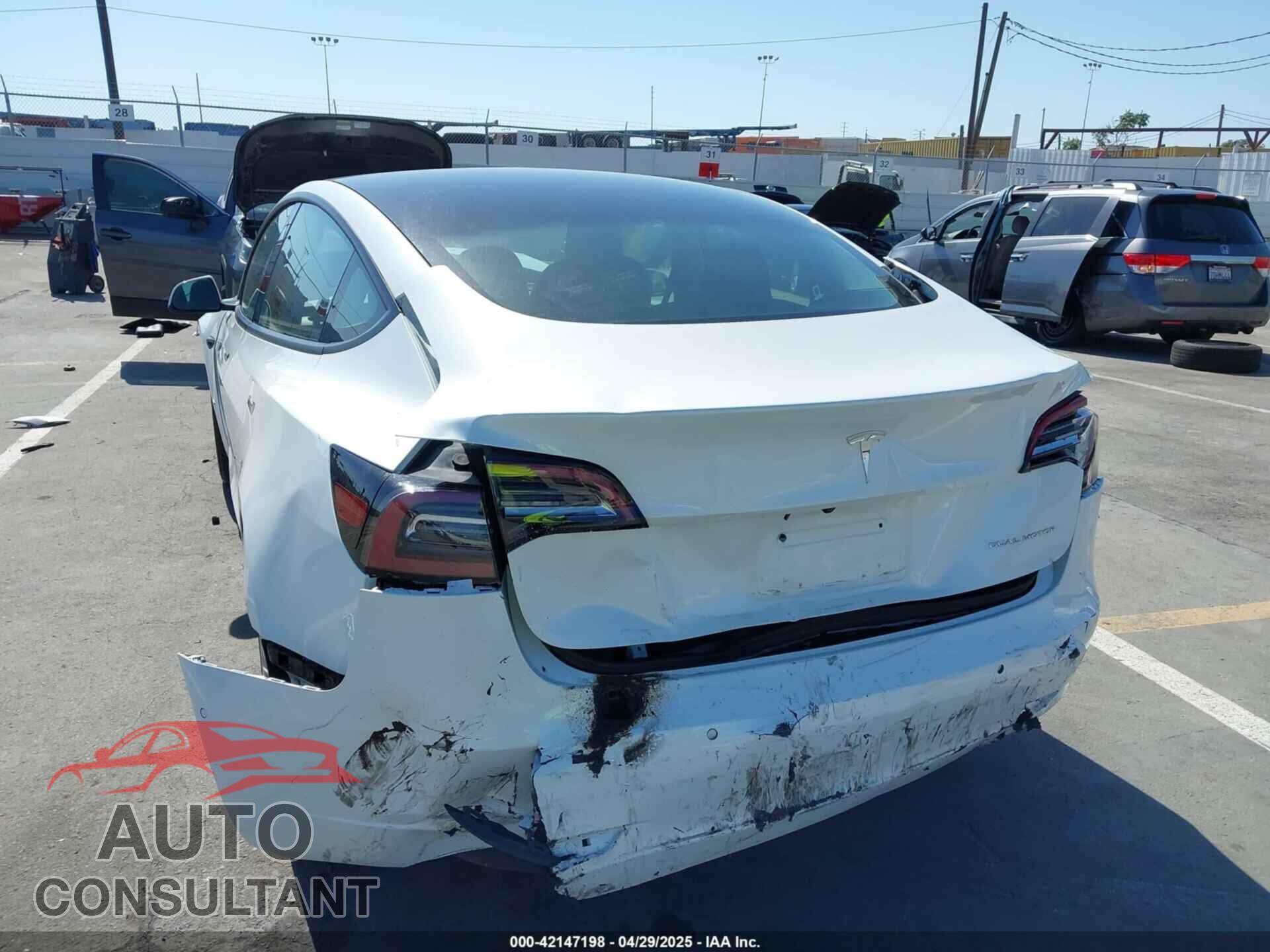 TESLA MODEL 3 2022 - 5YJ3E1EB8NF127361