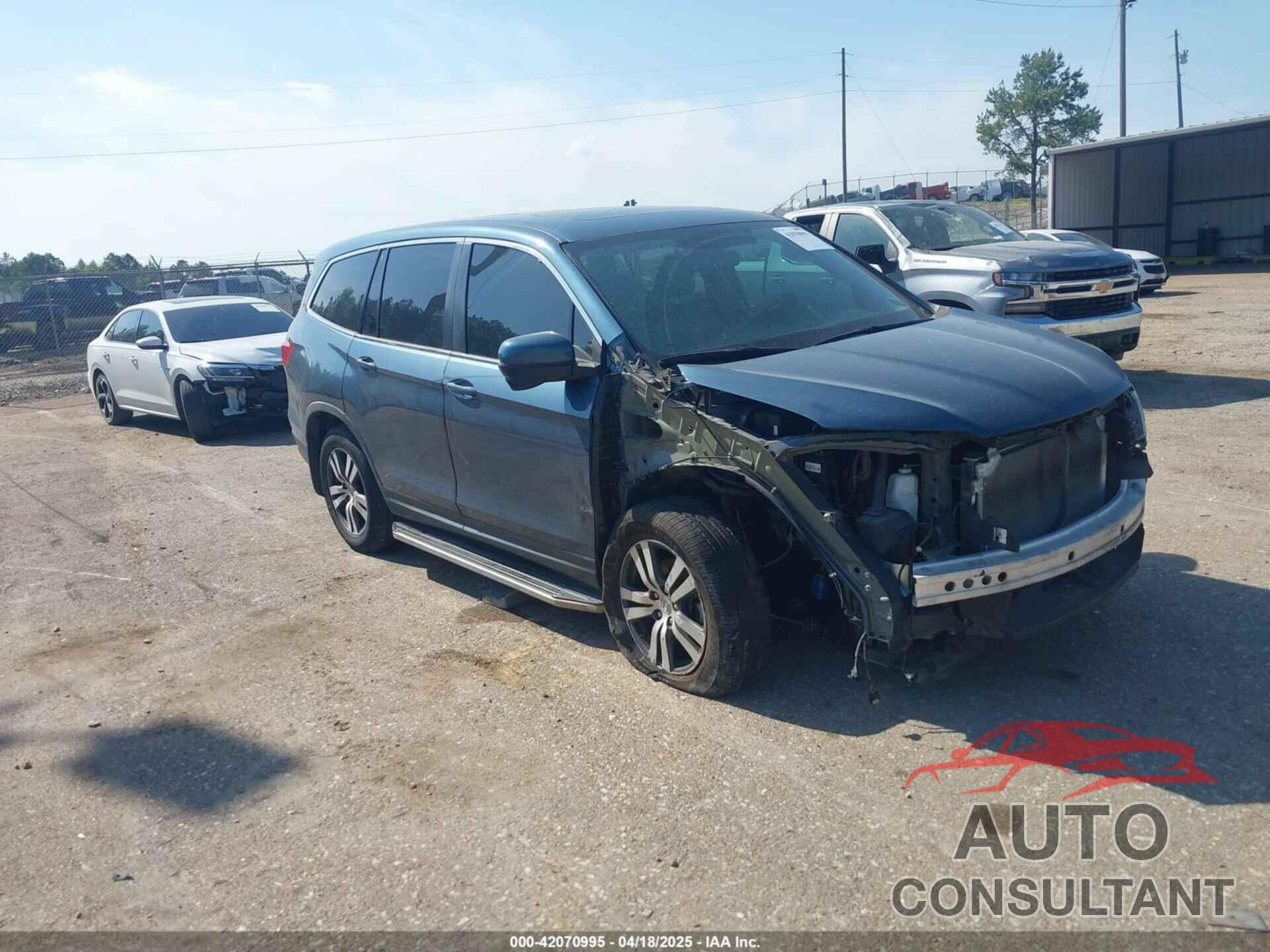 HONDA PILOT 2017 - 5FNYF6H52HB048651