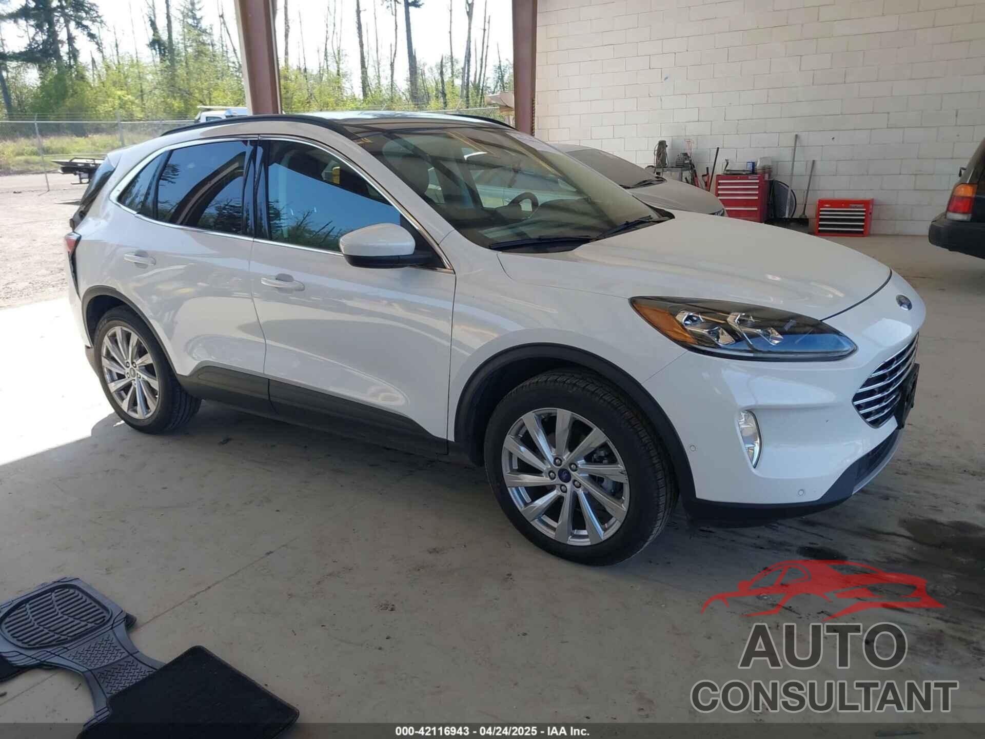 FORD ESCAPE 2021 - 1FMCU9DZ5MUA27459