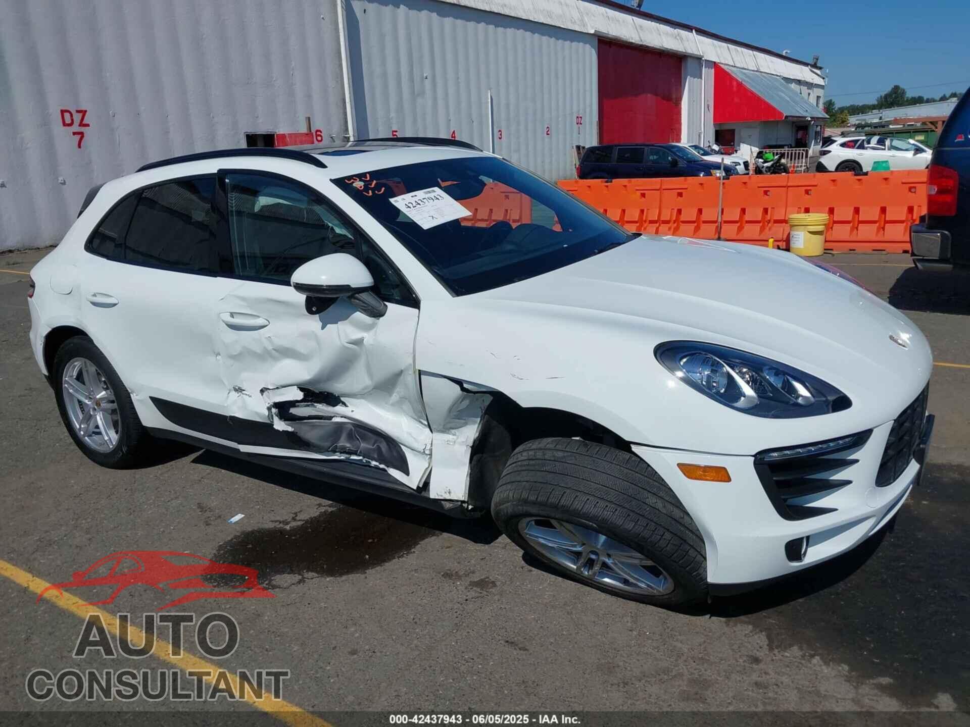 PORSCHE MACAN 2017 - WP1AA2A57HLB04985