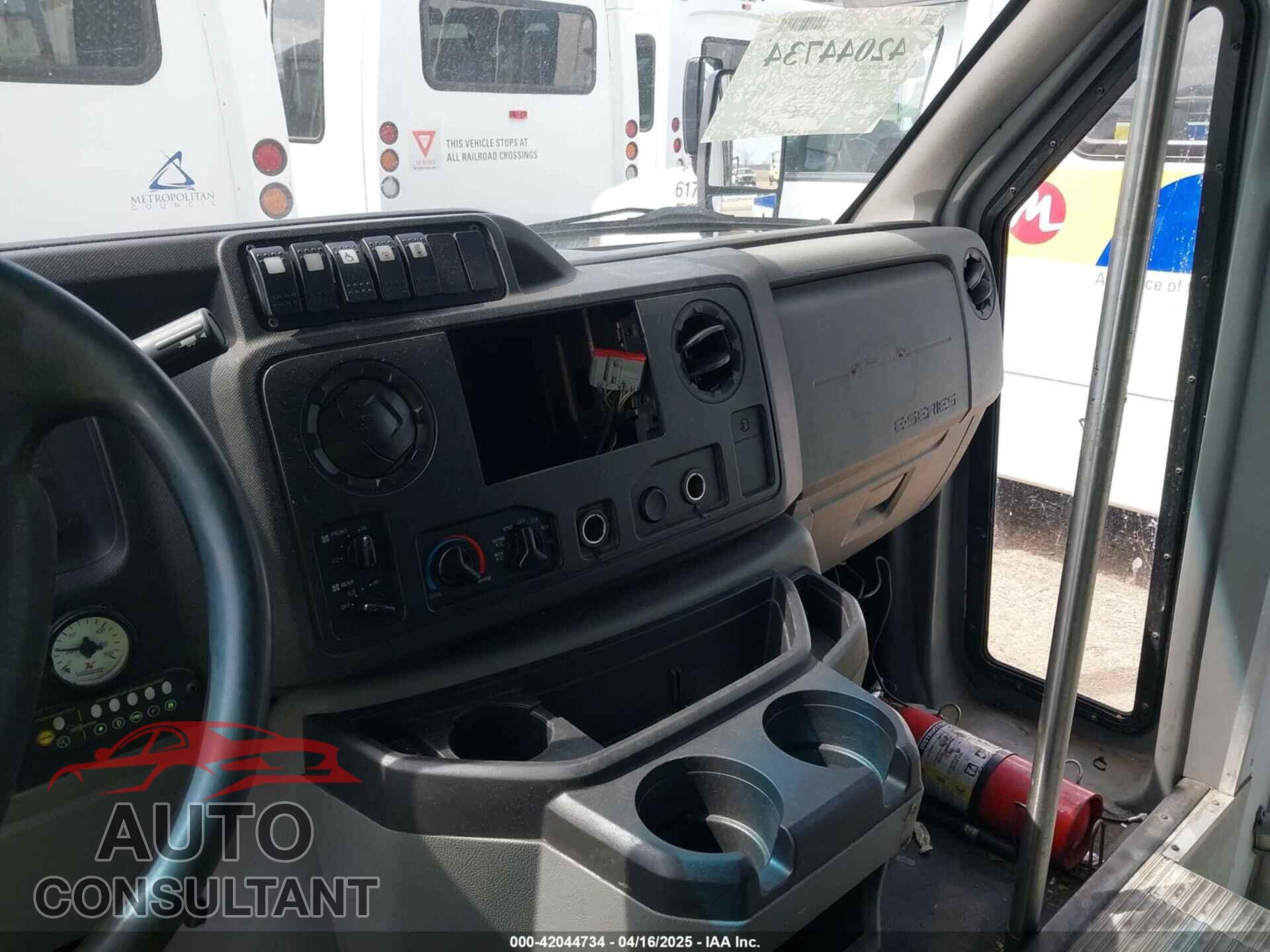 FORD E-450 CUTAWAY 2019 - 1FDFE4FS8KDC31019
