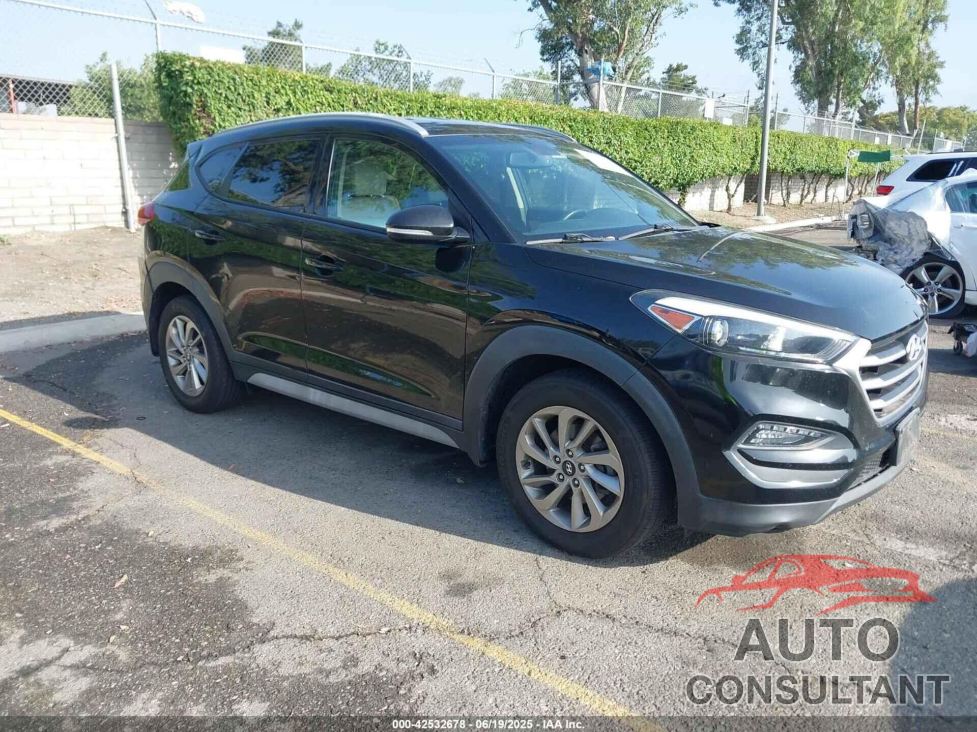 HYUNDAI TUCSON 2017 - KM8J33A43HU403694