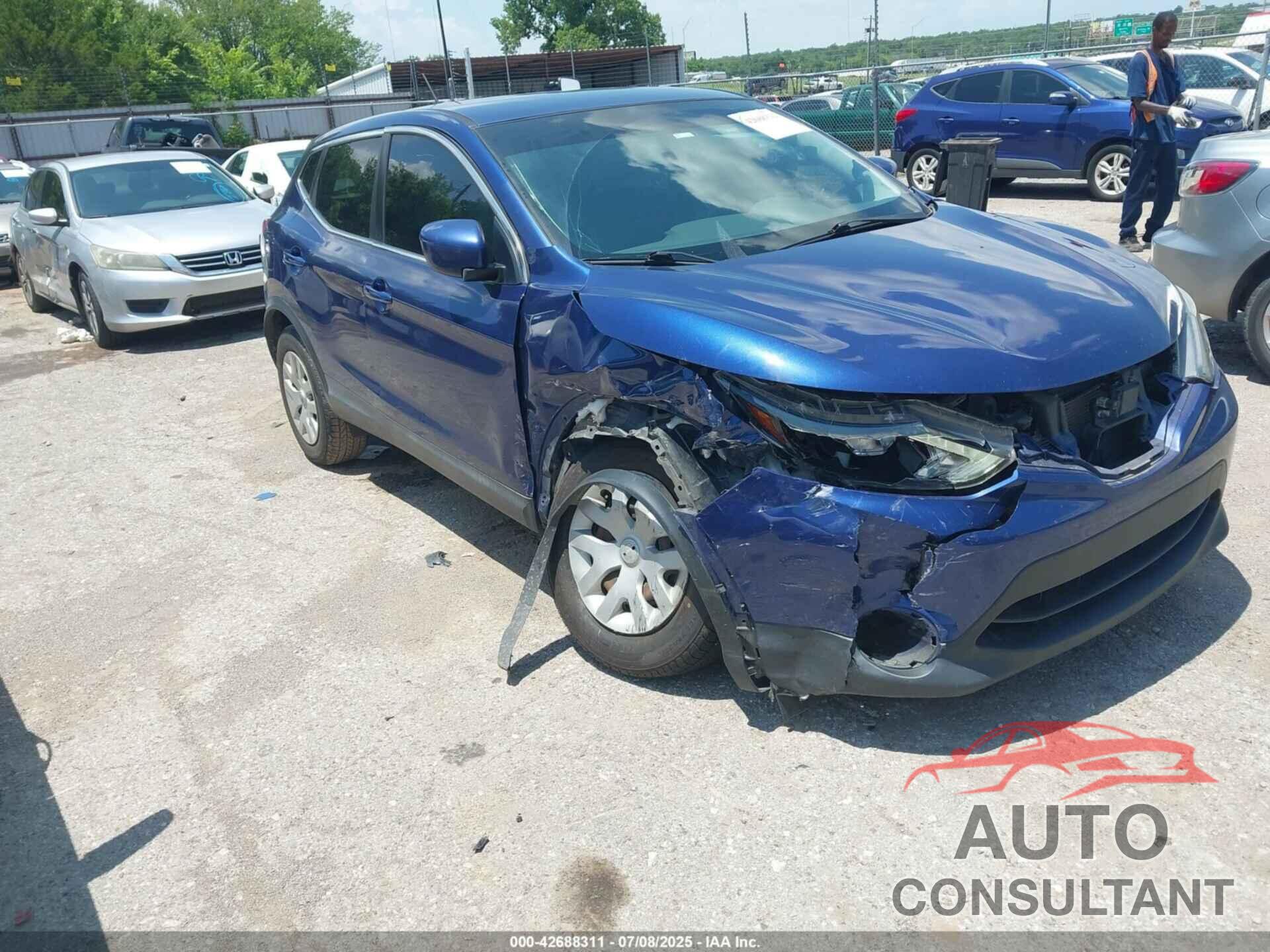 NISSAN ROGUE SPORT 2019 - JN1BJ1CPOKW211741