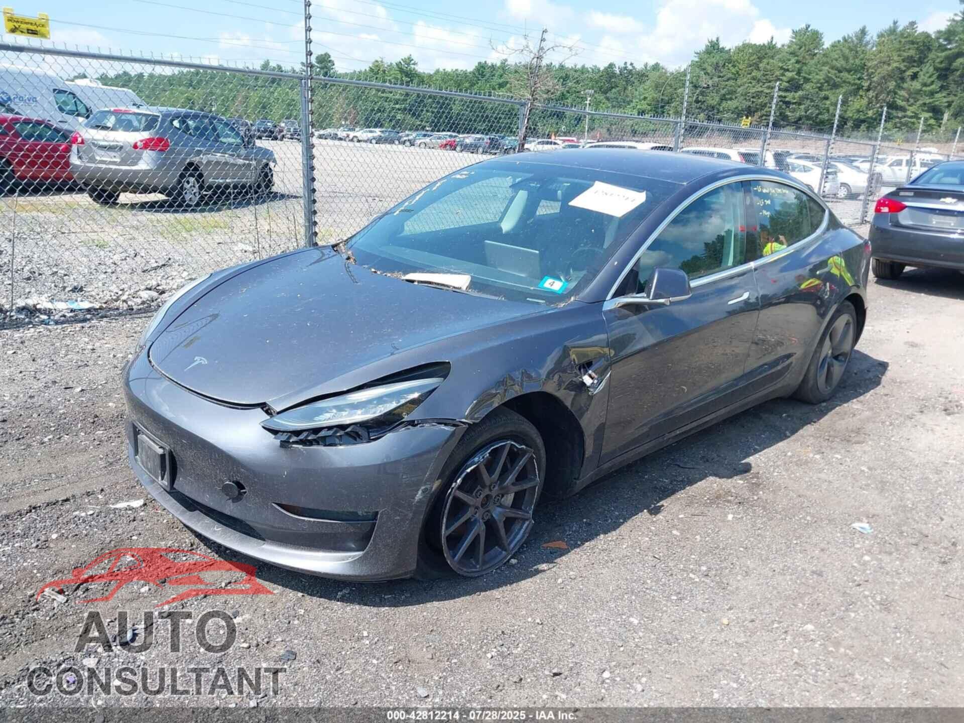 TESLA MODEL 3 2018 - 5YJ3E1EB4JF150677