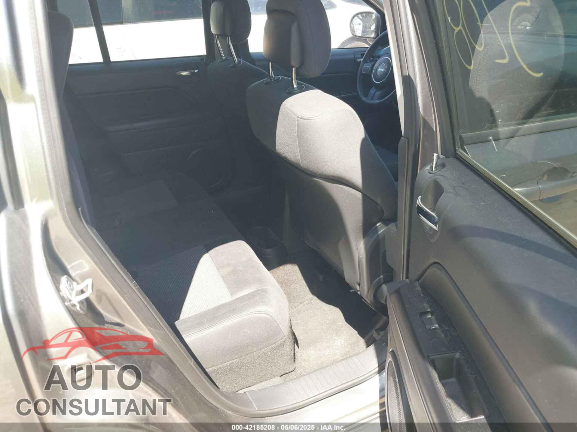 JEEP COMPASS 2012 - 1C4NJDEB3CD675701