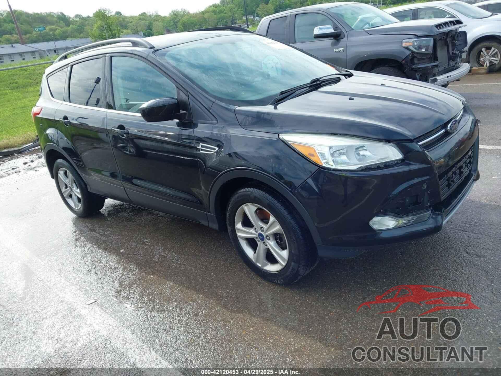 FORD ESCAPE 2015 - 1FMCU0G94FUA38057