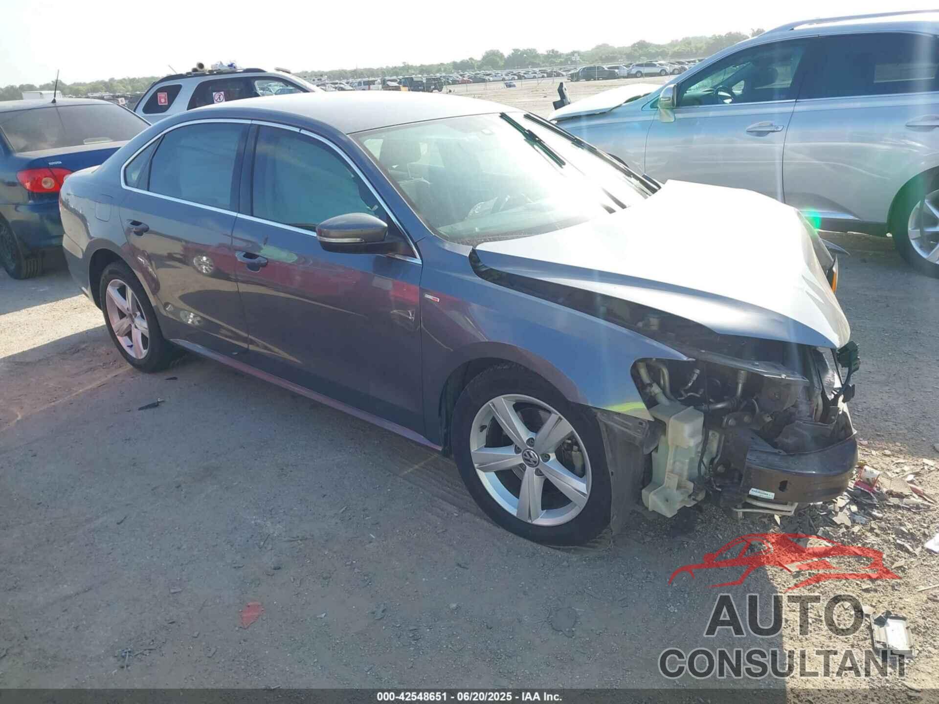 VOLKSWAGEN PASSAT 2014 - 1VWAS7A37EC044810