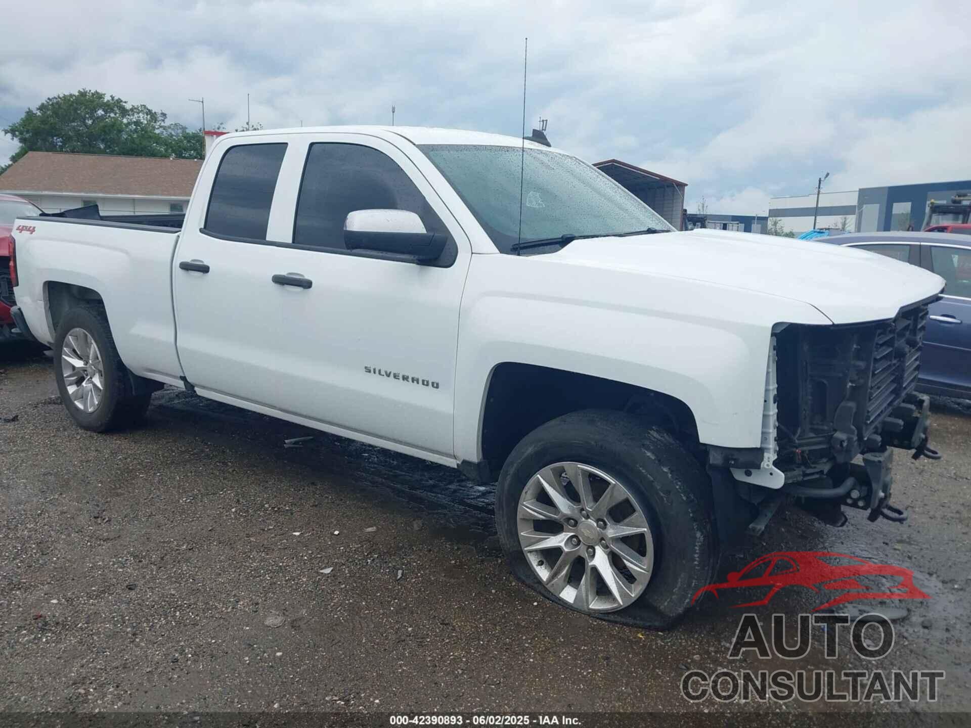 CHEVROLET SILVERADO 1500 2018 - 1GCVKNEC3JZ328185