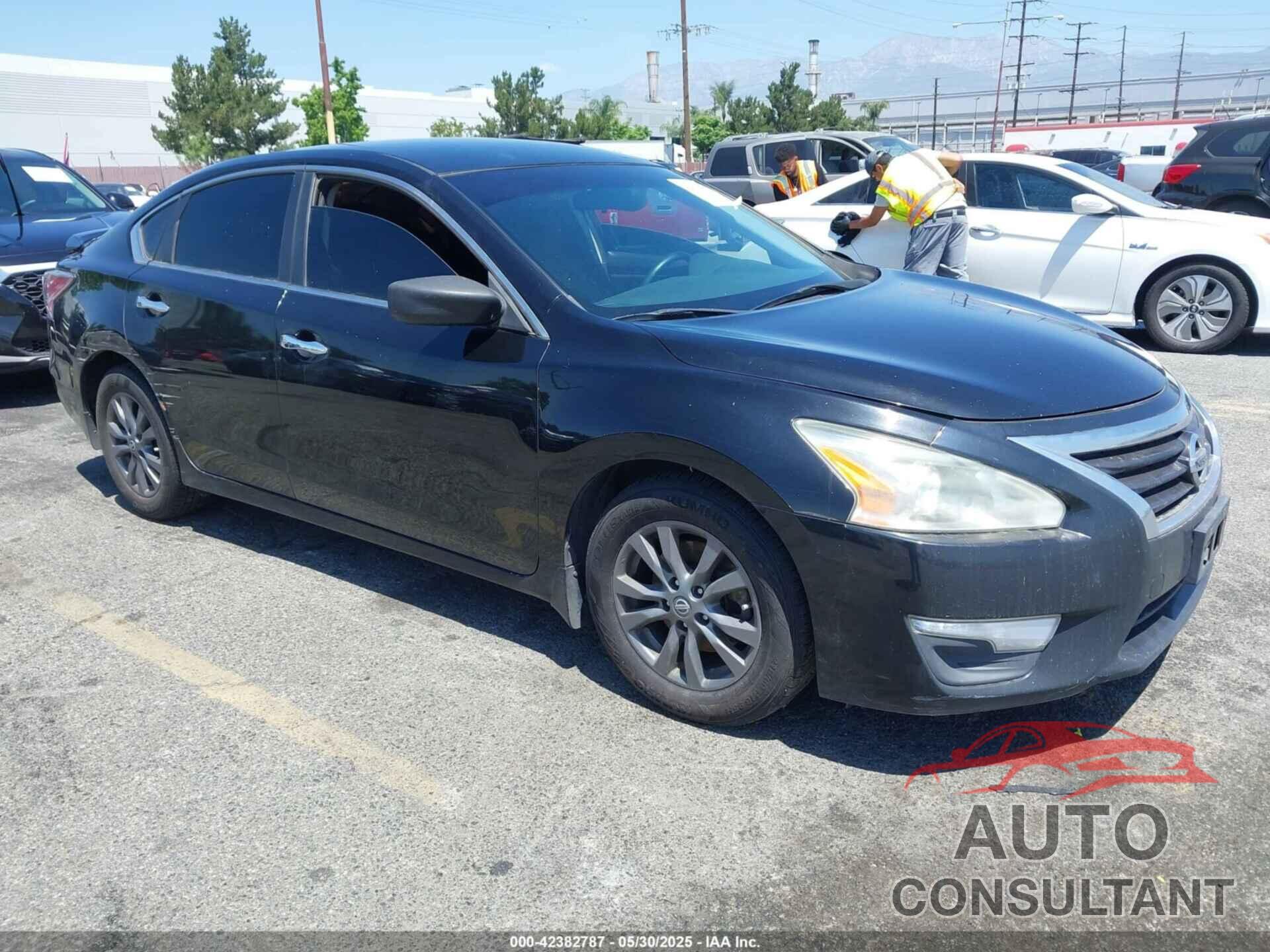 NISSAN ALTIMA 2015 - 1N4AL3AP4FN890612