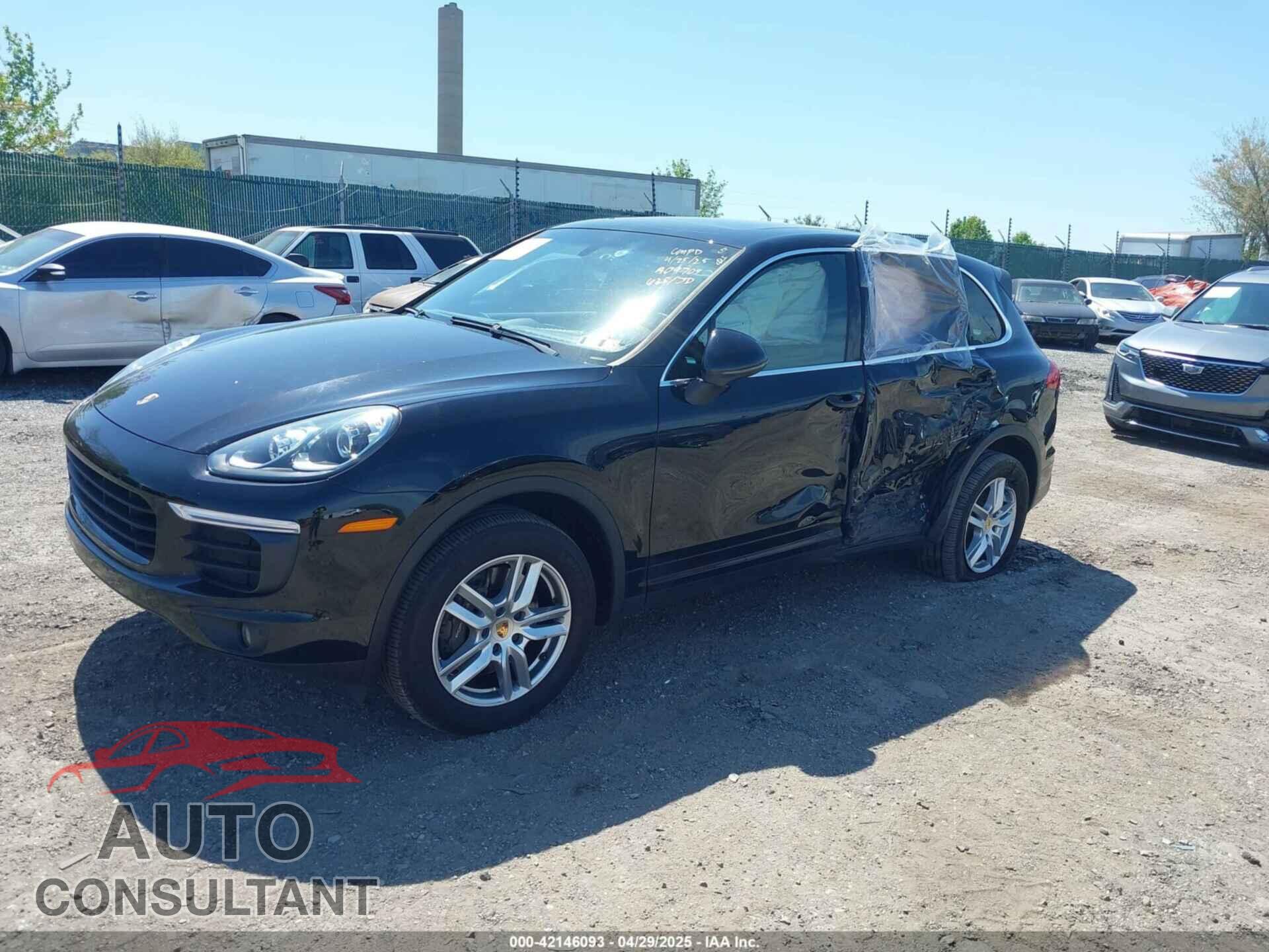 PORSCHE CAYENNE 2016 - WP1AA2A26GLA09709