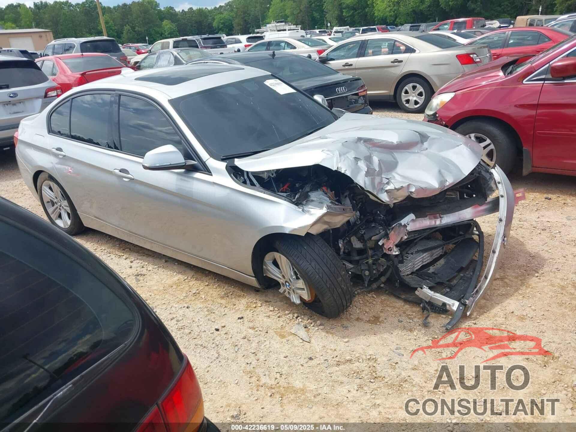 BMW 328I 2016 - WBA8E3G55GNU04266