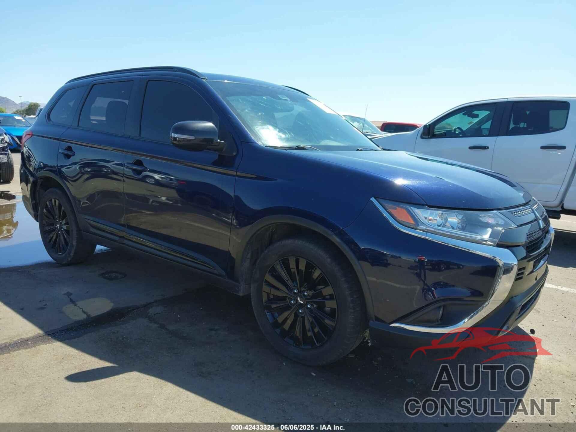 MITSUBISHI OUTLANDER 2020 - JA4AD3A32LZ034888
