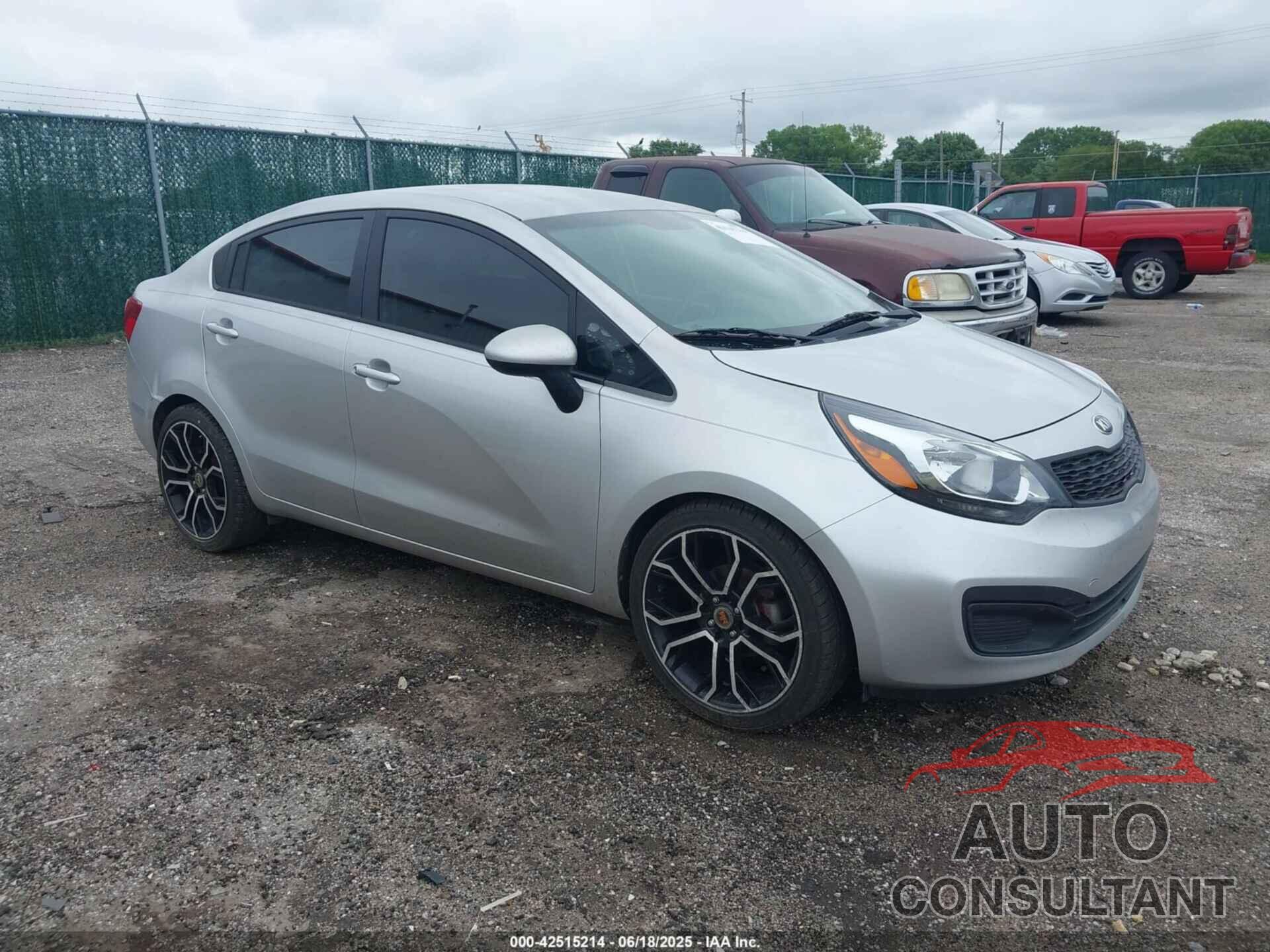 KIA RIO 2015 - KNADM4A33F6460407