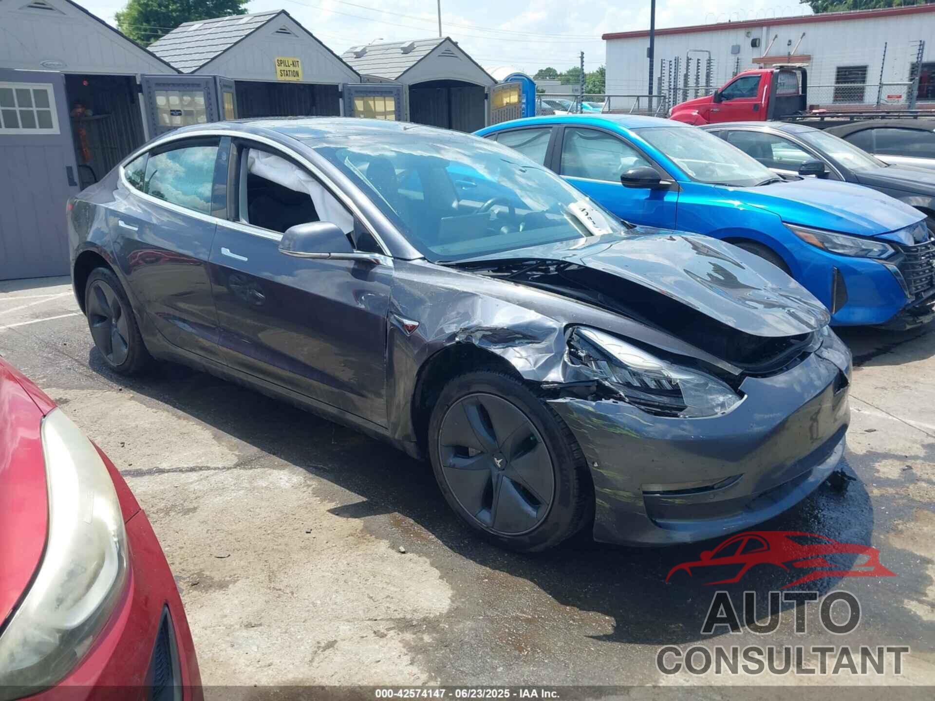 TESLA MODEL 3 2019 - 5YJ3E1EA5KF410898