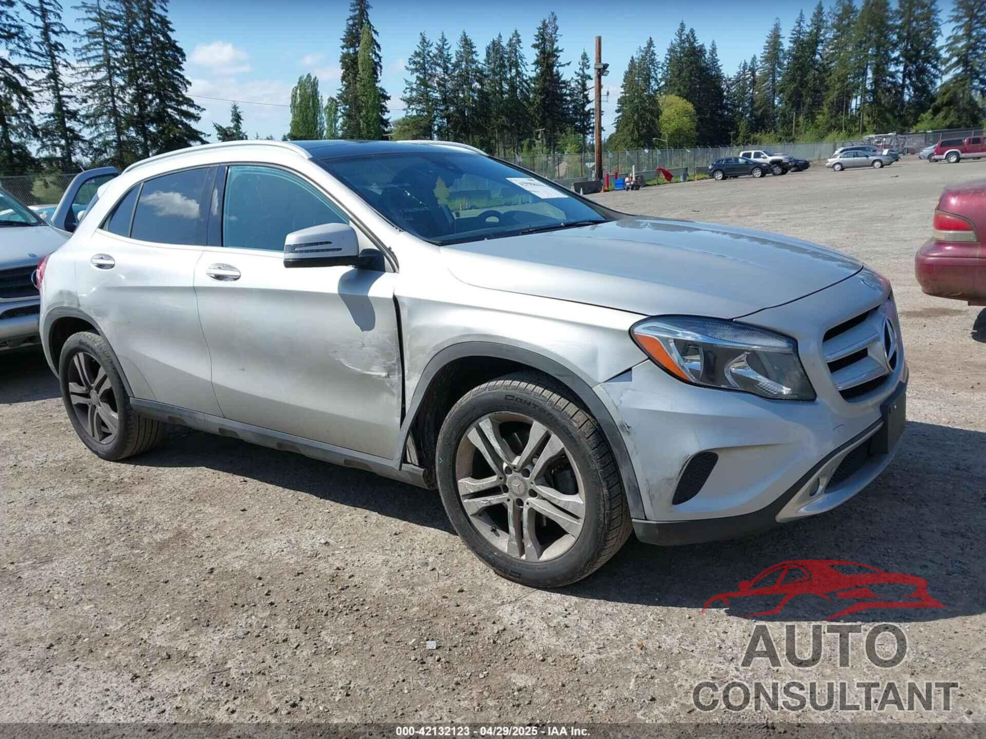 MERCEDES-BENZ GLA 250 2017 - WDCTG4GB3HJ333929