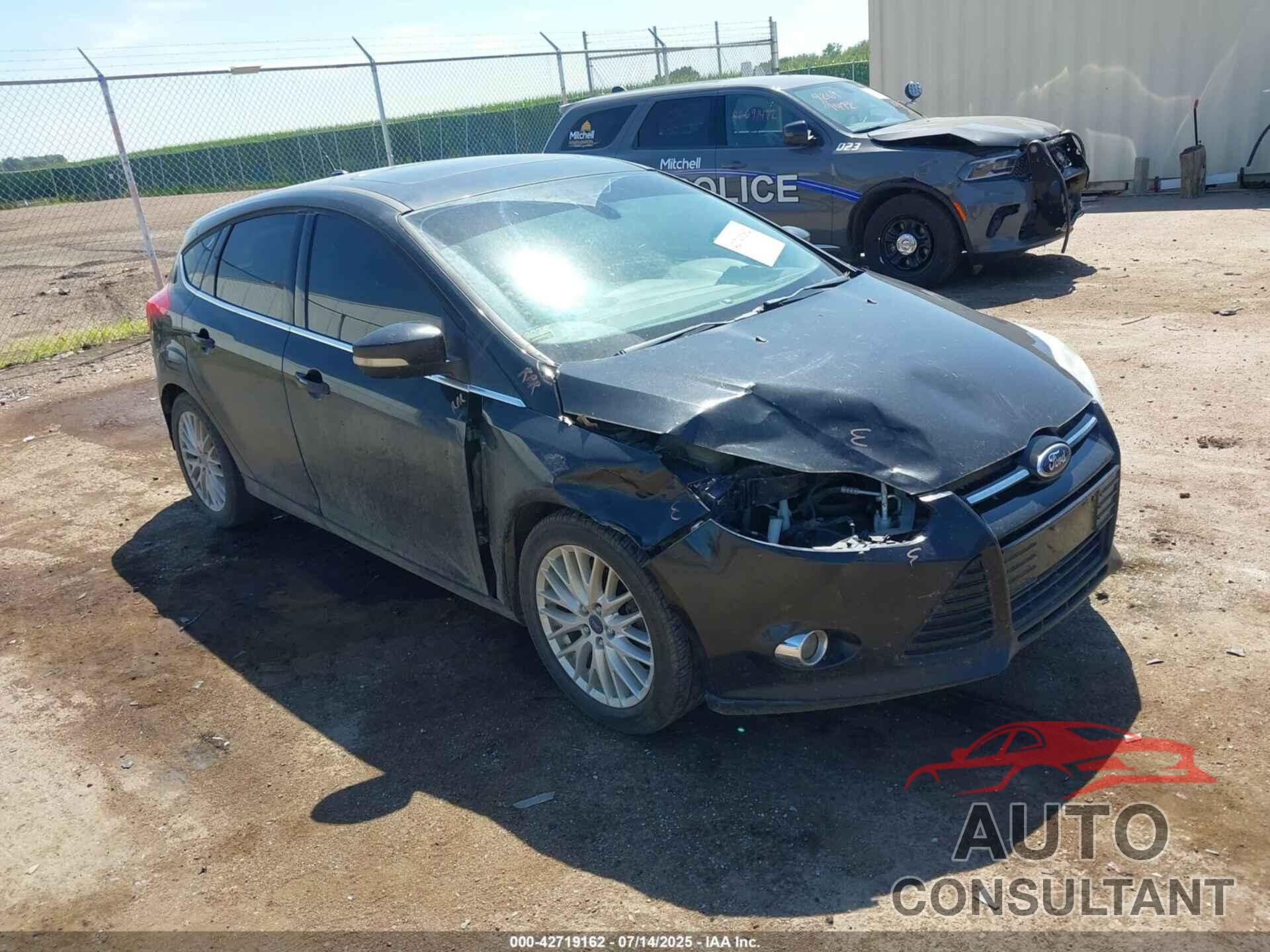 FORD FOCUS 2012 - 1FAHP3M26CL372074