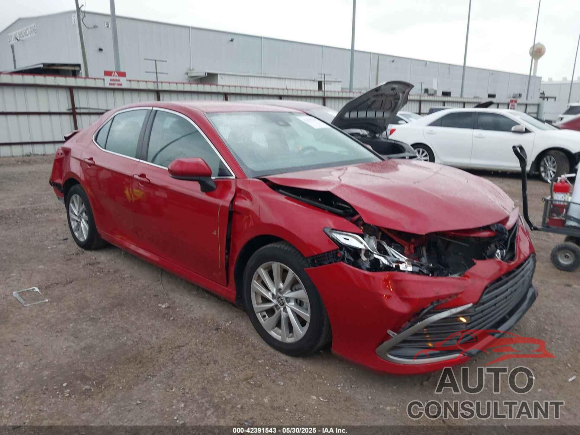 TOYOTA CAMRY 2024 - 4T1C11AK2RU189218